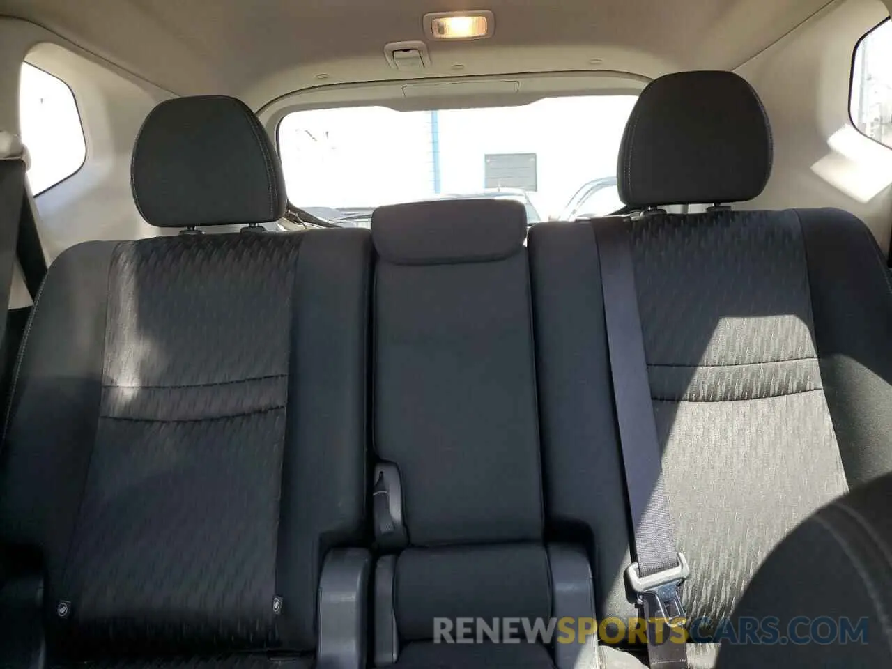 10 Photograph of a damaged car KNMAT2MV1KP536866 NISSAN ROGUE 2019