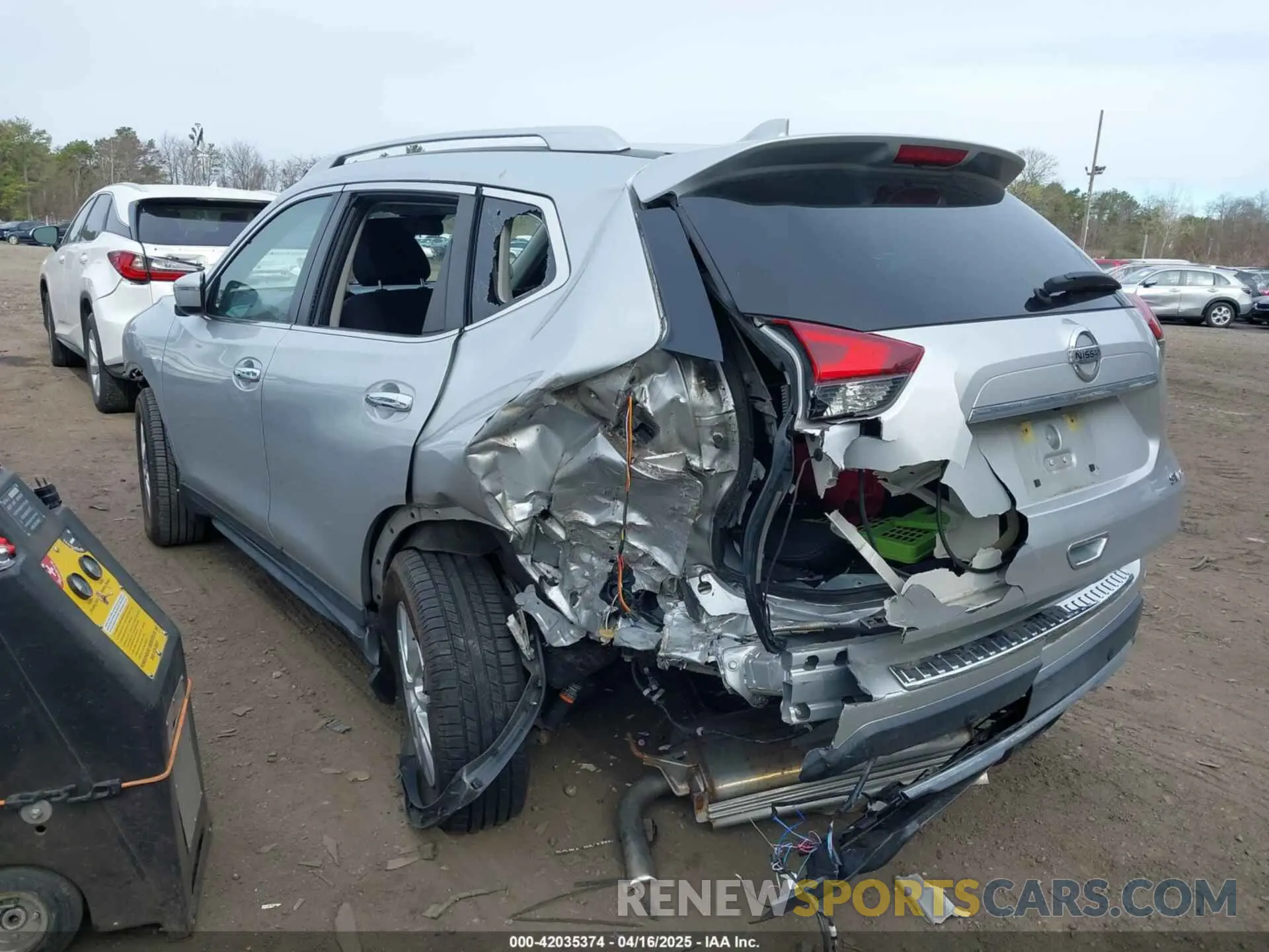3 Photograph of a damaged car KNMAT2MV1KP553425 NISSAN ROGUE 2019
