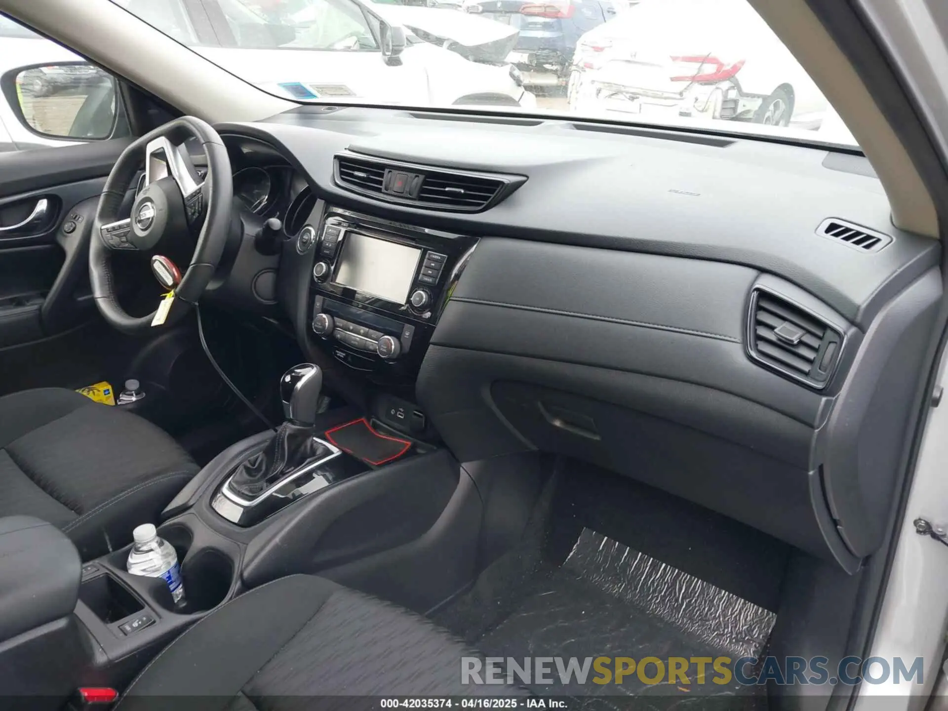 5 Photograph of a damaged car KNMAT2MV1KP553425 NISSAN ROGUE 2019