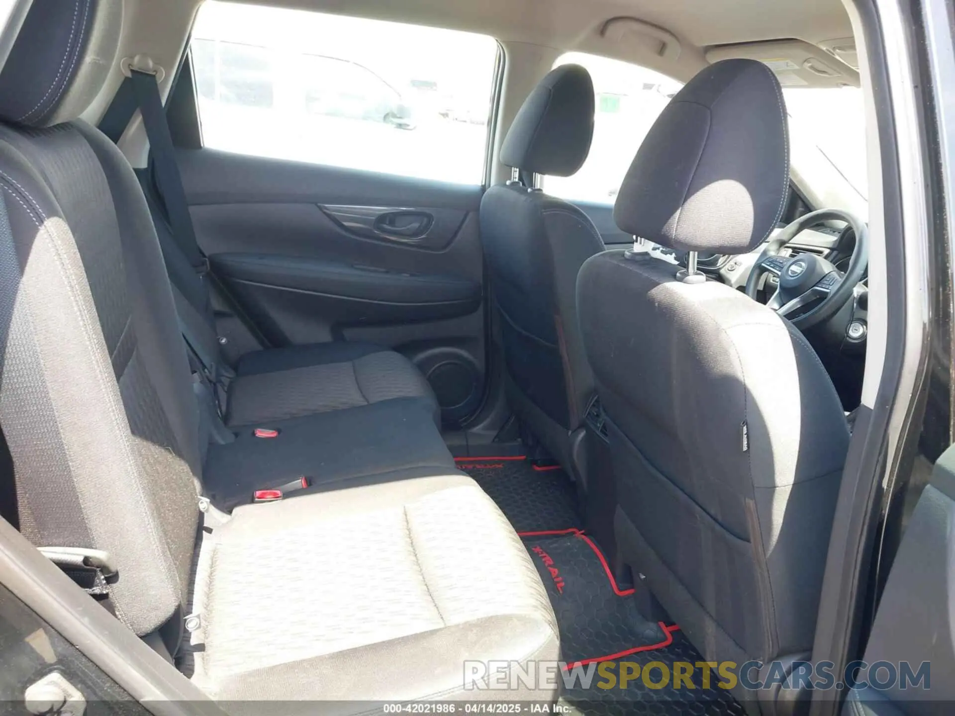 8 Photograph of a damaged car KNMAT2MV1KP559998 NISSAN ROGUE 2019