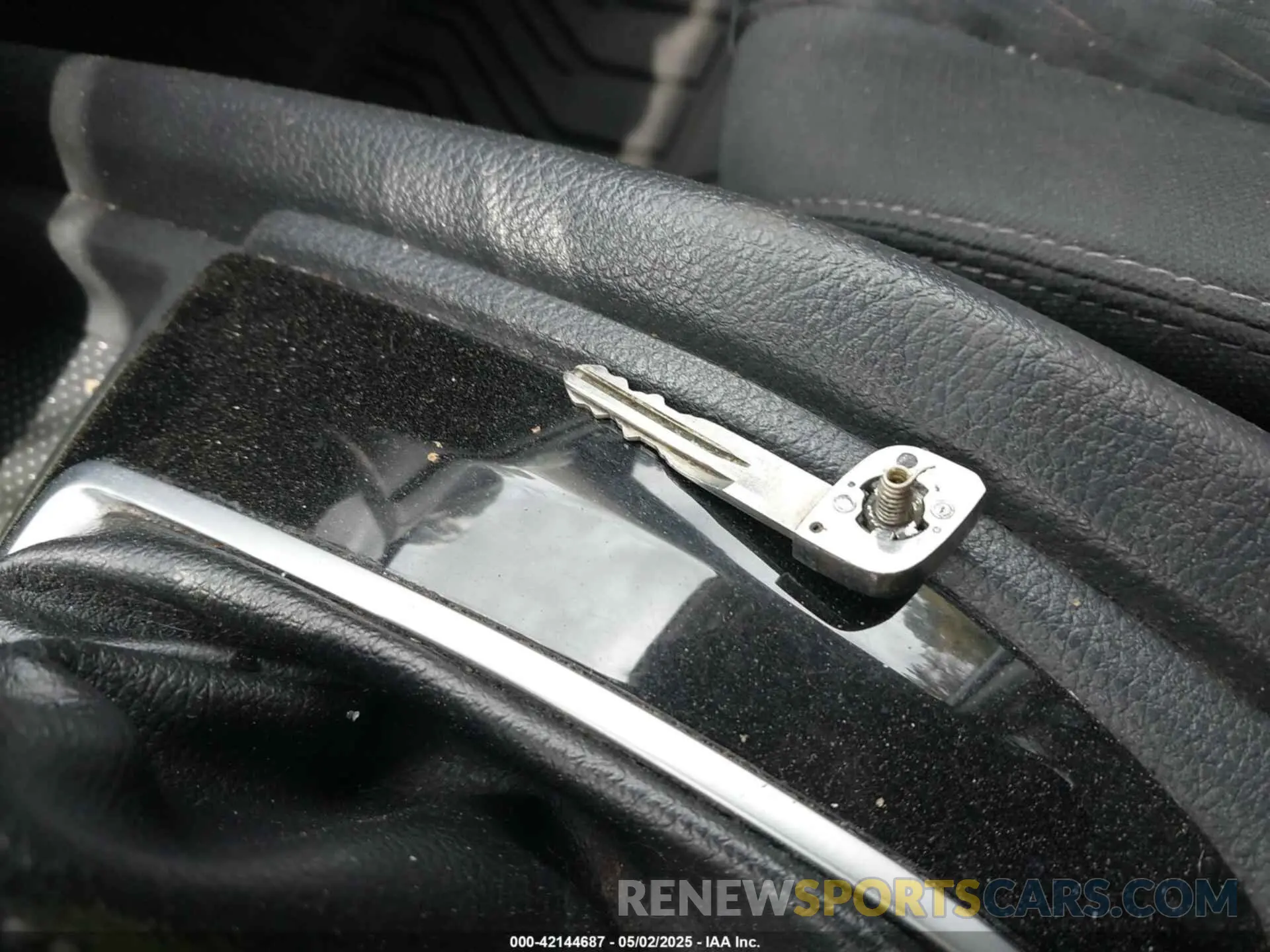 11 Photograph of a damaged car KNMAT2MV2KP528226 NISSAN ROGUE 2019