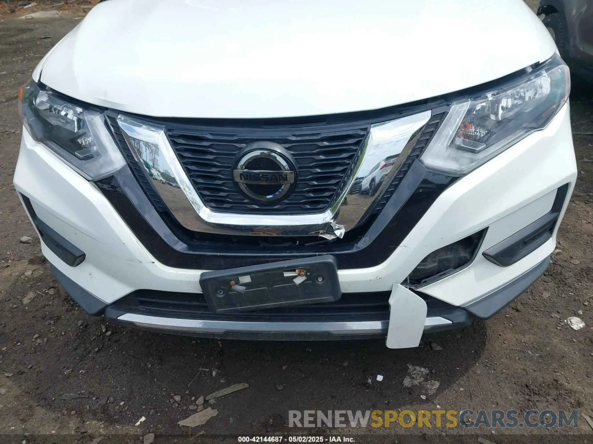 6 Photograph of a damaged car KNMAT2MV2KP528226 NISSAN ROGUE 2019