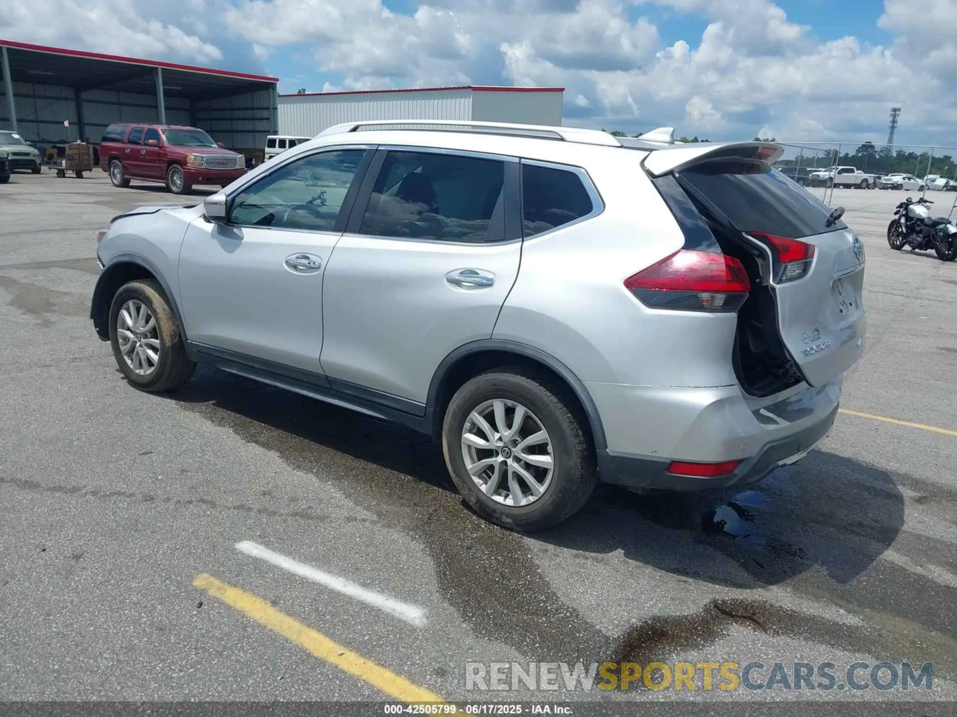 3 Photograph of a damaged car KNMAT2MV2KP535760 NISSAN ROGUE 2019
