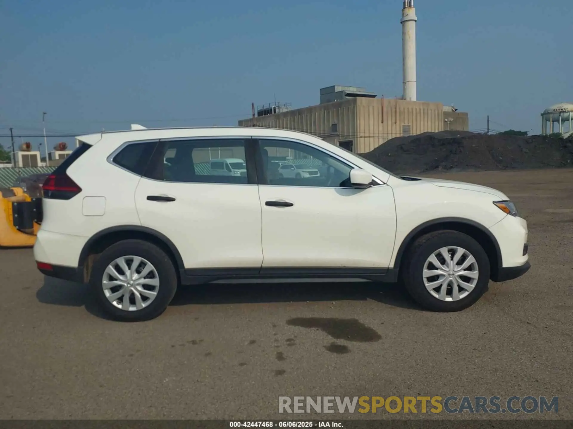 13 Photograph of a damaged car KNMAT2MV2KP549111 NISSAN ROGUE 2019