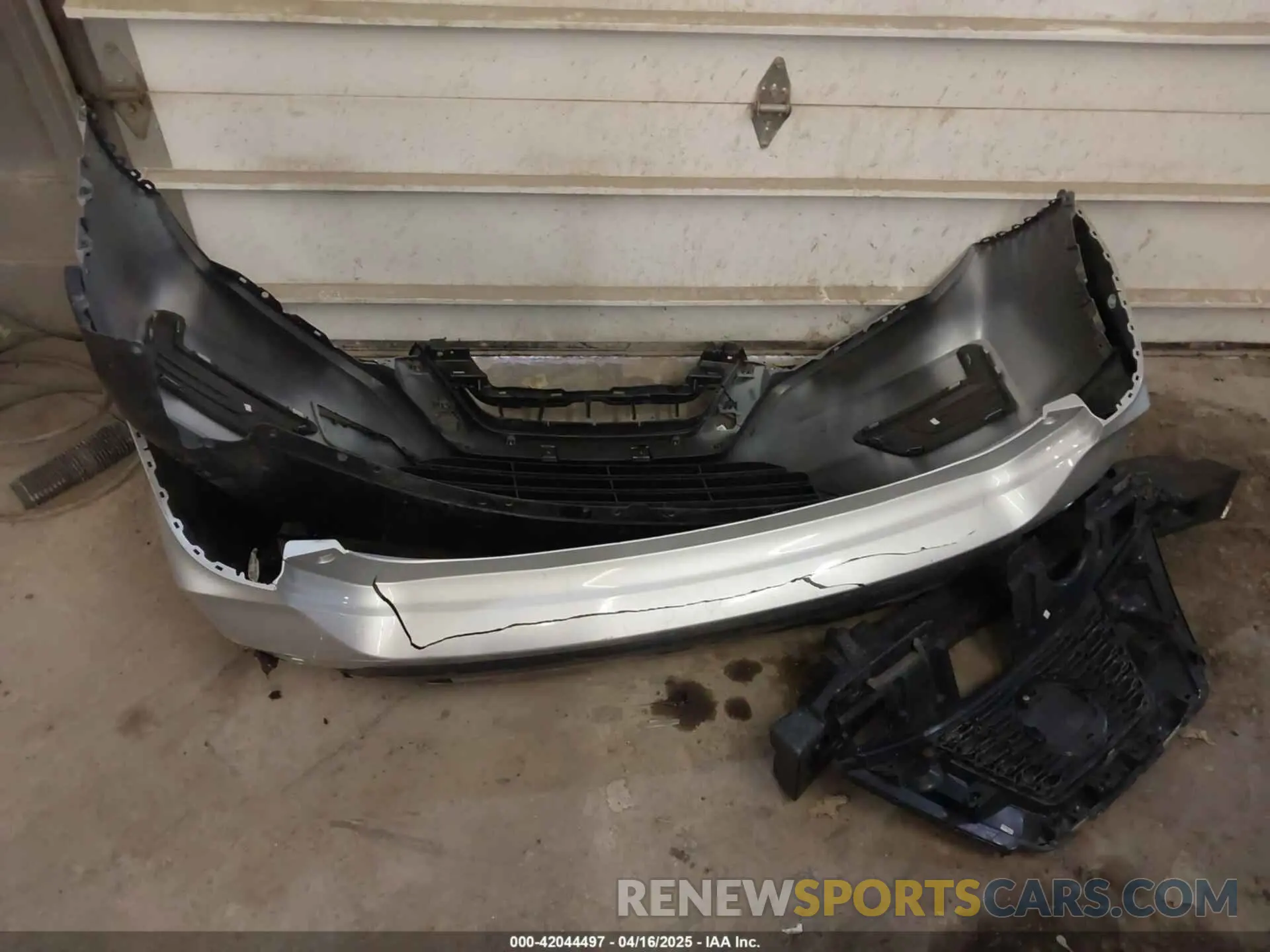 12 Photograph of a damaged car KNMAT2MV3KP525593 NISSAN ROGUE 2019