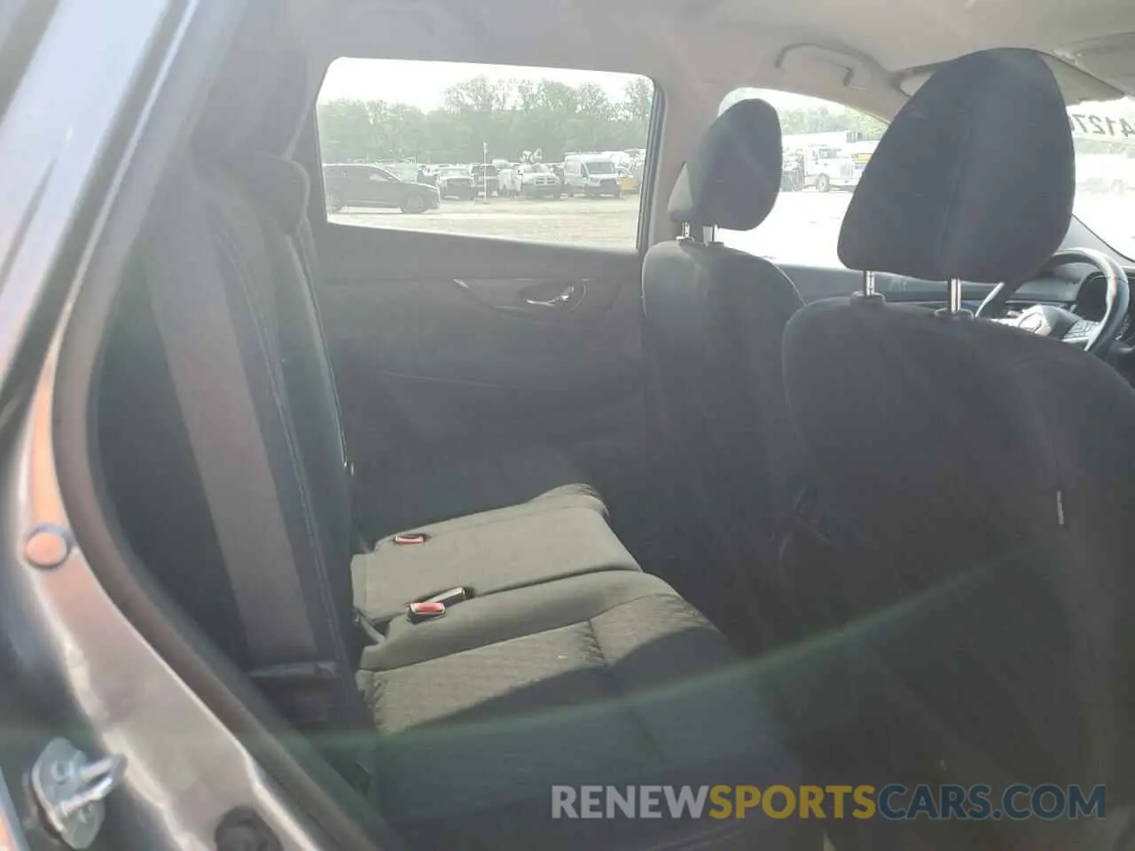 10 Photograph of a damaged car KNMAT2MV4KP500833 NISSAN ROGUE 2019
