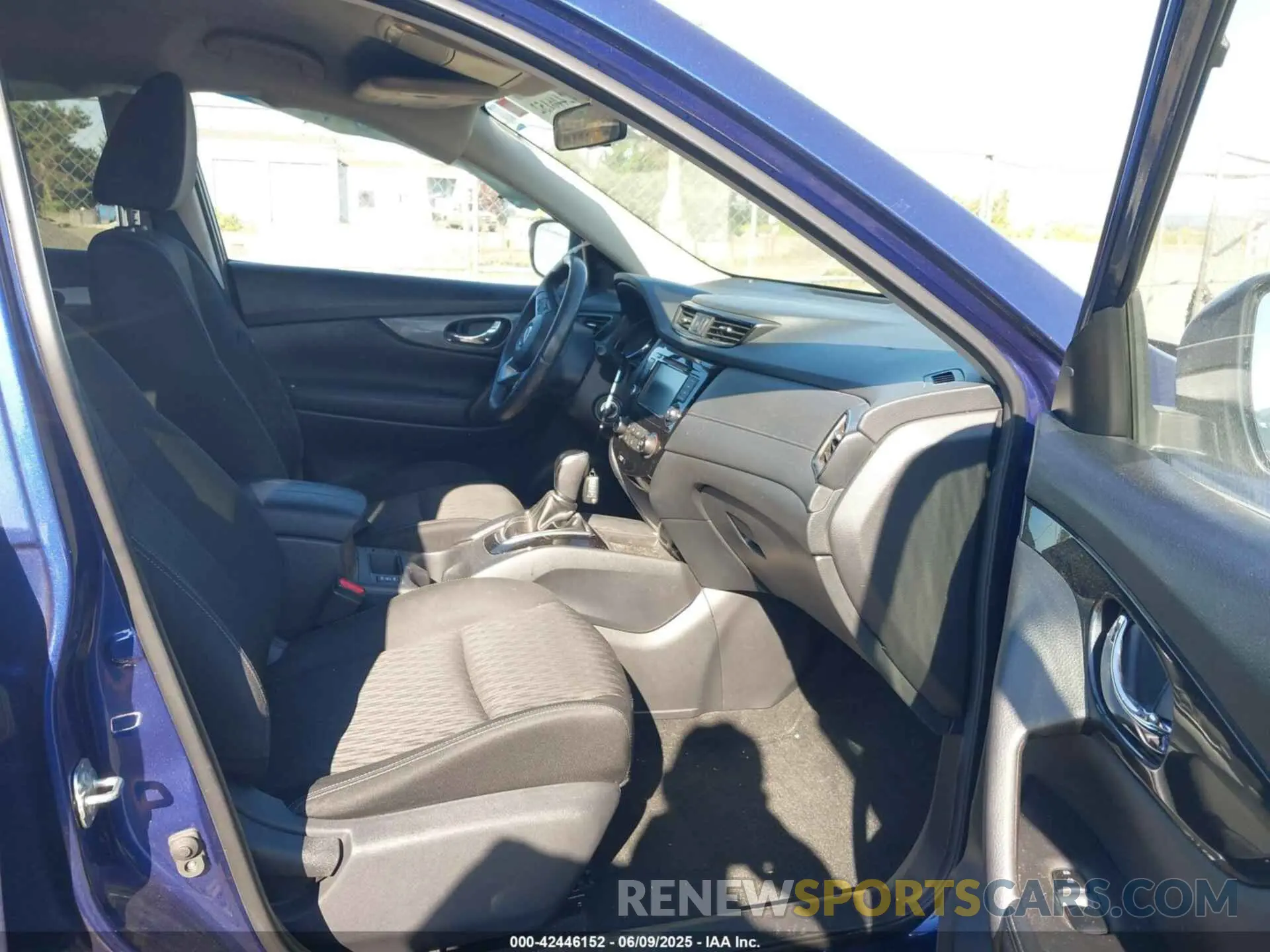 5 Photograph of a damaged car KNMAT2MV4KP544296 NISSAN ROGUE 2019