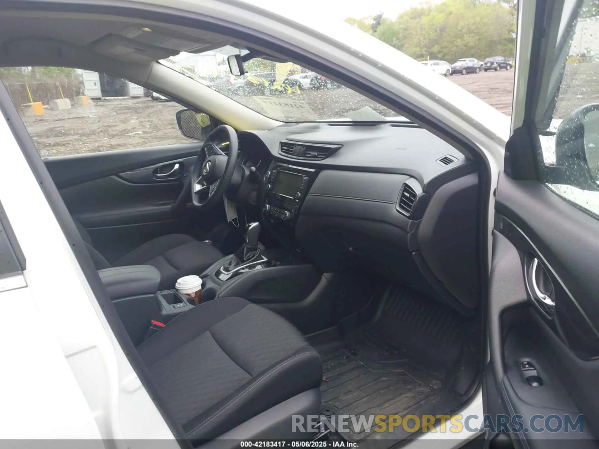 5 Photograph of a damaged car KNMAT2MV4KP559803 NISSAN ROGUE 2019