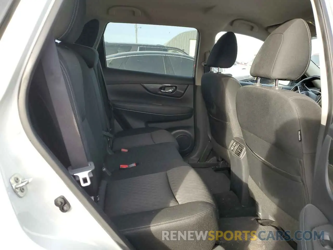 11 Photograph of a damaged car KNMAT2MV5KP539429 NISSAN ROGUE 2019