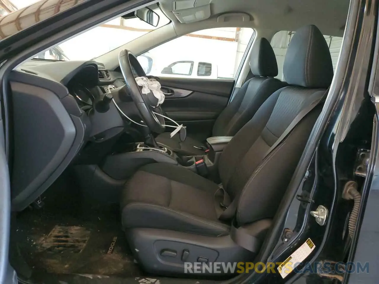 7 Photograph of a damaged car KNMAT2MV5KP558322 NISSAN ROGUE 2019