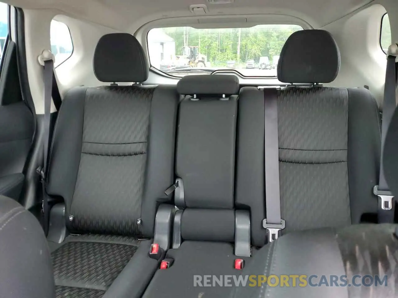 10 Photograph of a damaged car KNMAT2MV6KP505497 NISSAN ROGUE 2019