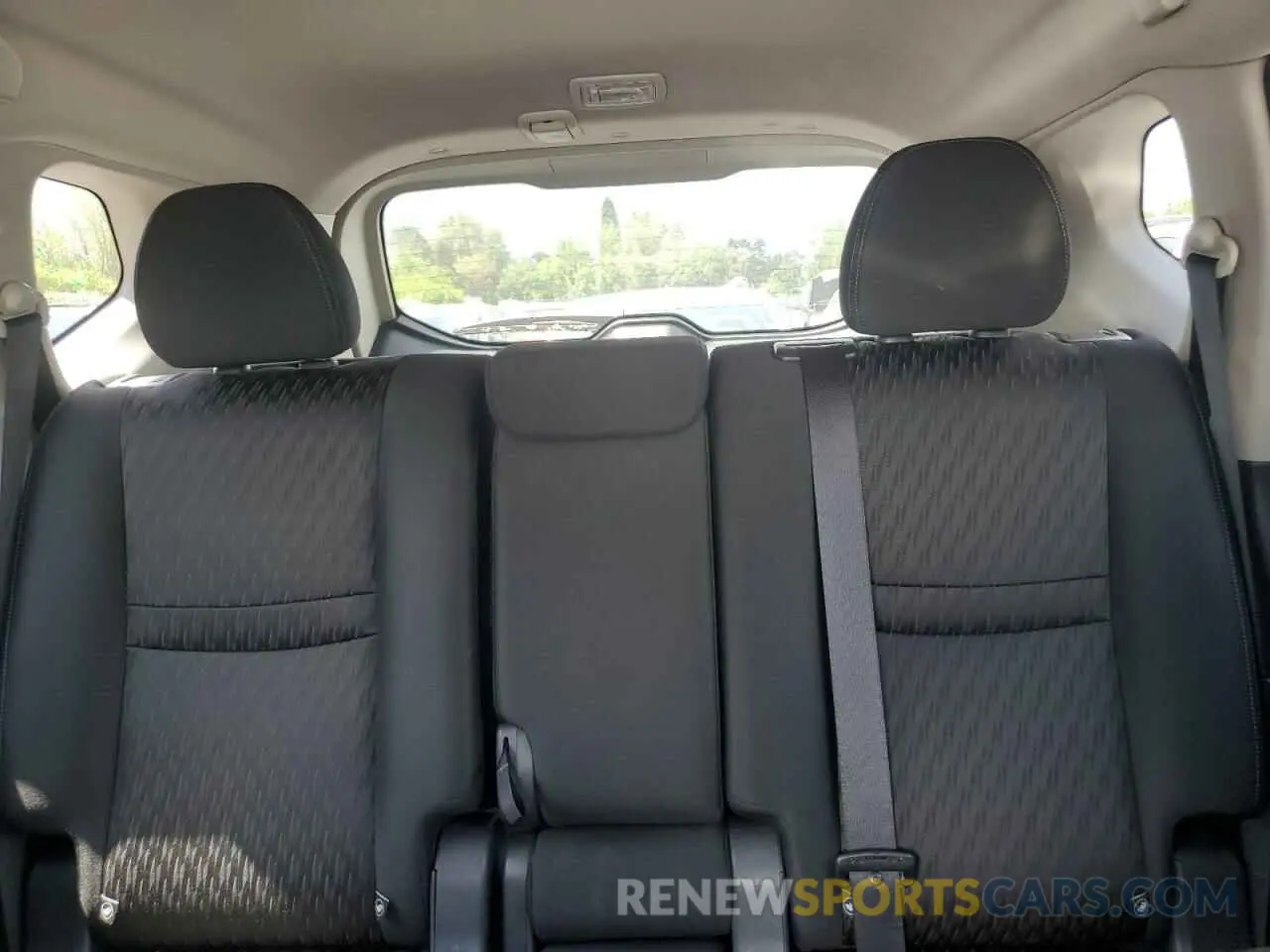 10 Photograph of a damaged car KNMAT2MV6KP529928 NISSAN ROGUE 2019