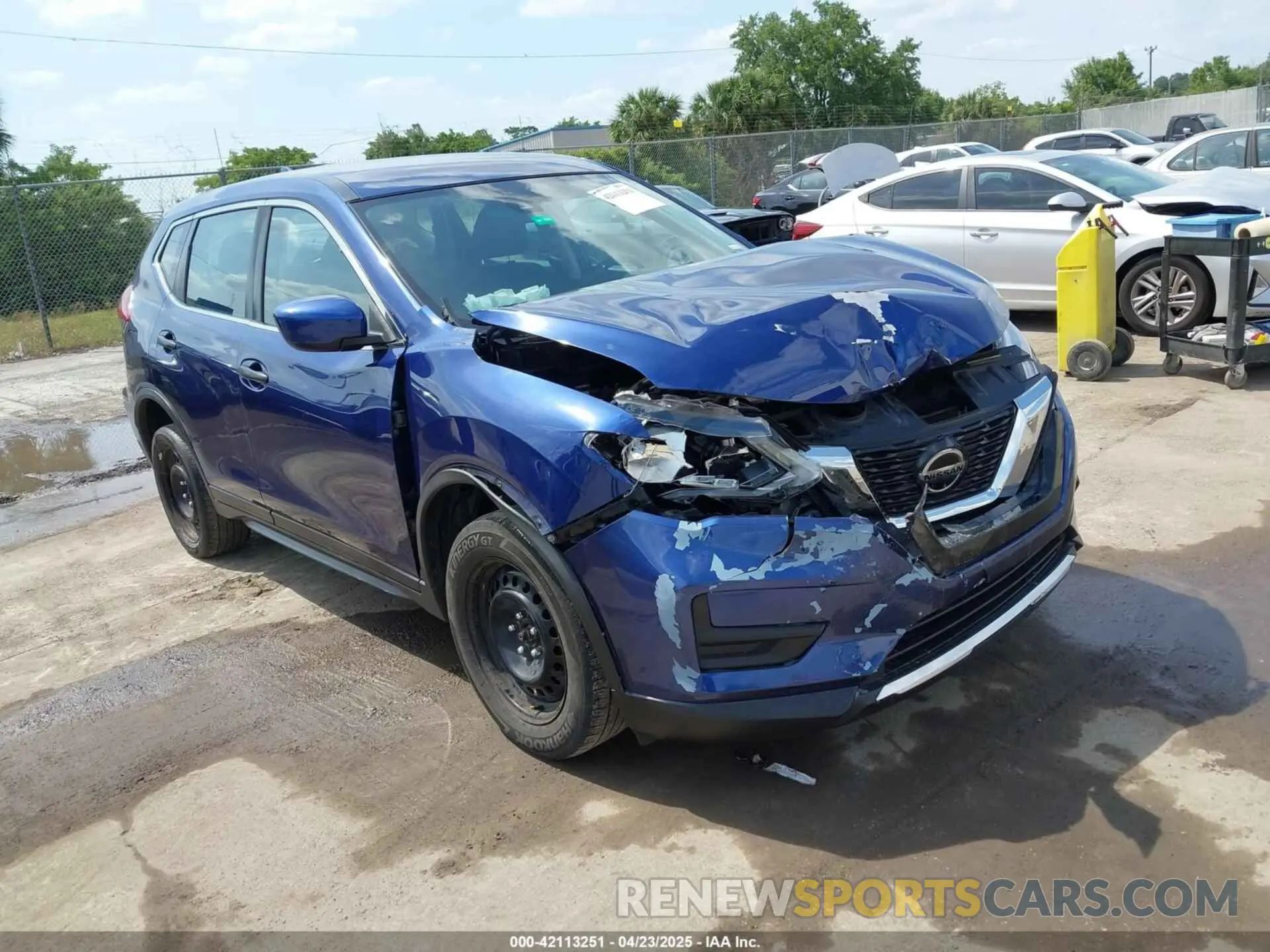 1 Photograph of a damaged car KNMAT2MV6KP533770 NISSAN ROGUE 2019