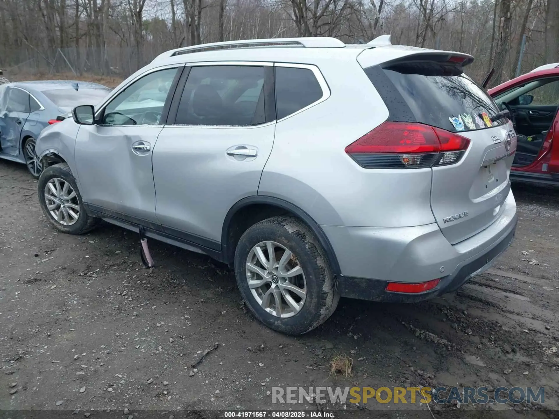 3 Photograph of a damaged car KNMAT2MV7KP521613 NISSAN ROGUE 2019