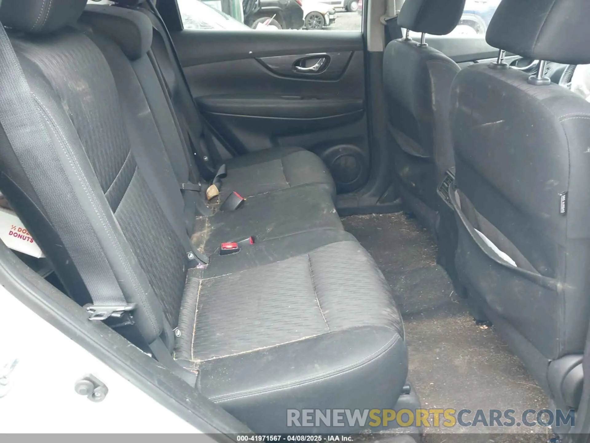 8 Photograph of a damaged car KNMAT2MV7KP521613 NISSAN ROGUE 2019
