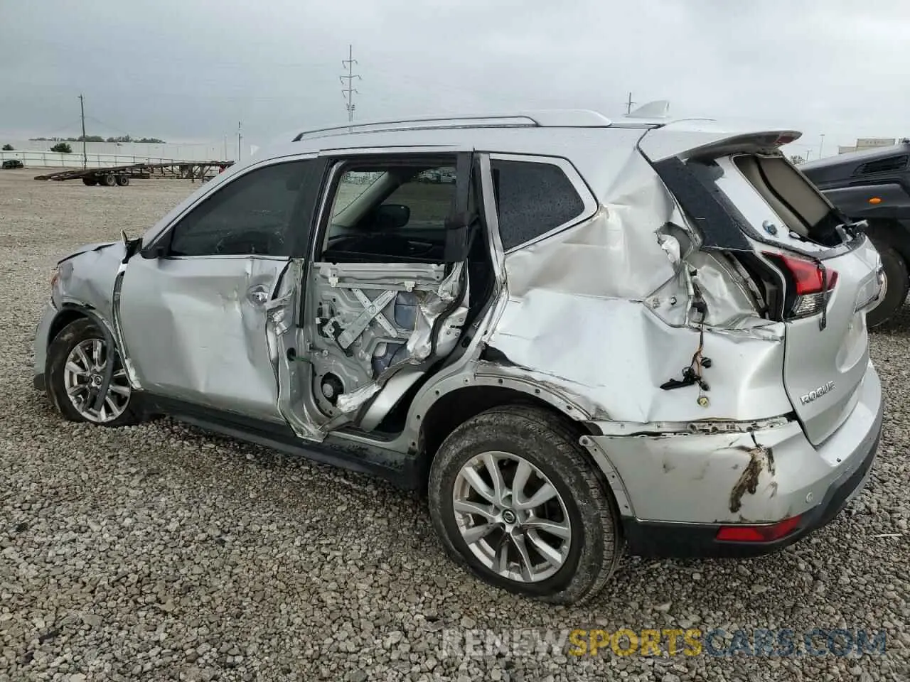 2 Photograph of a damaged car KNMAT2MV8KP508045 NISSAN ROGUE 2019
