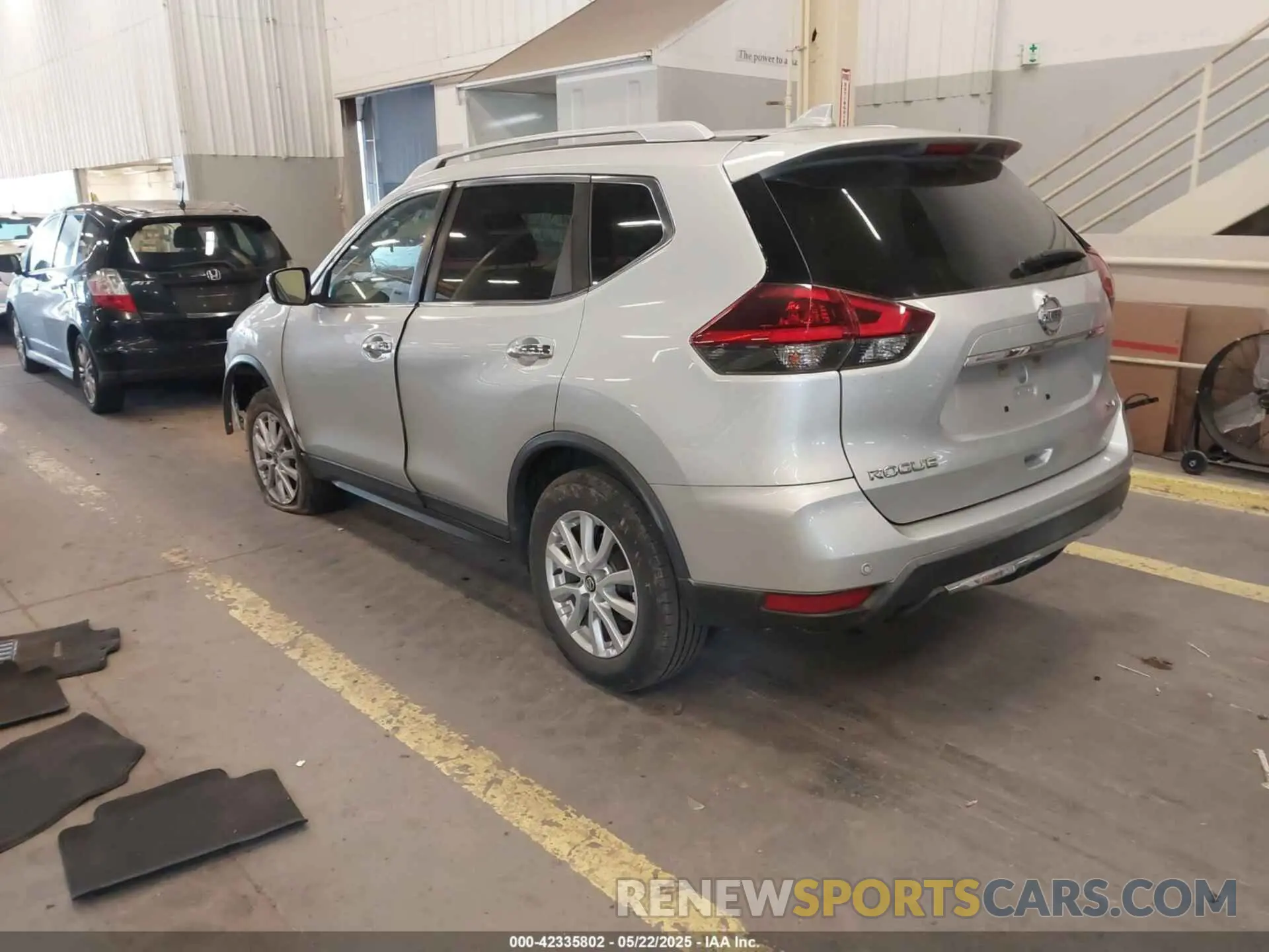 3 Photograph of a damaged car KNMAT2MV8KP522611 NISSAN ROGUE 2019