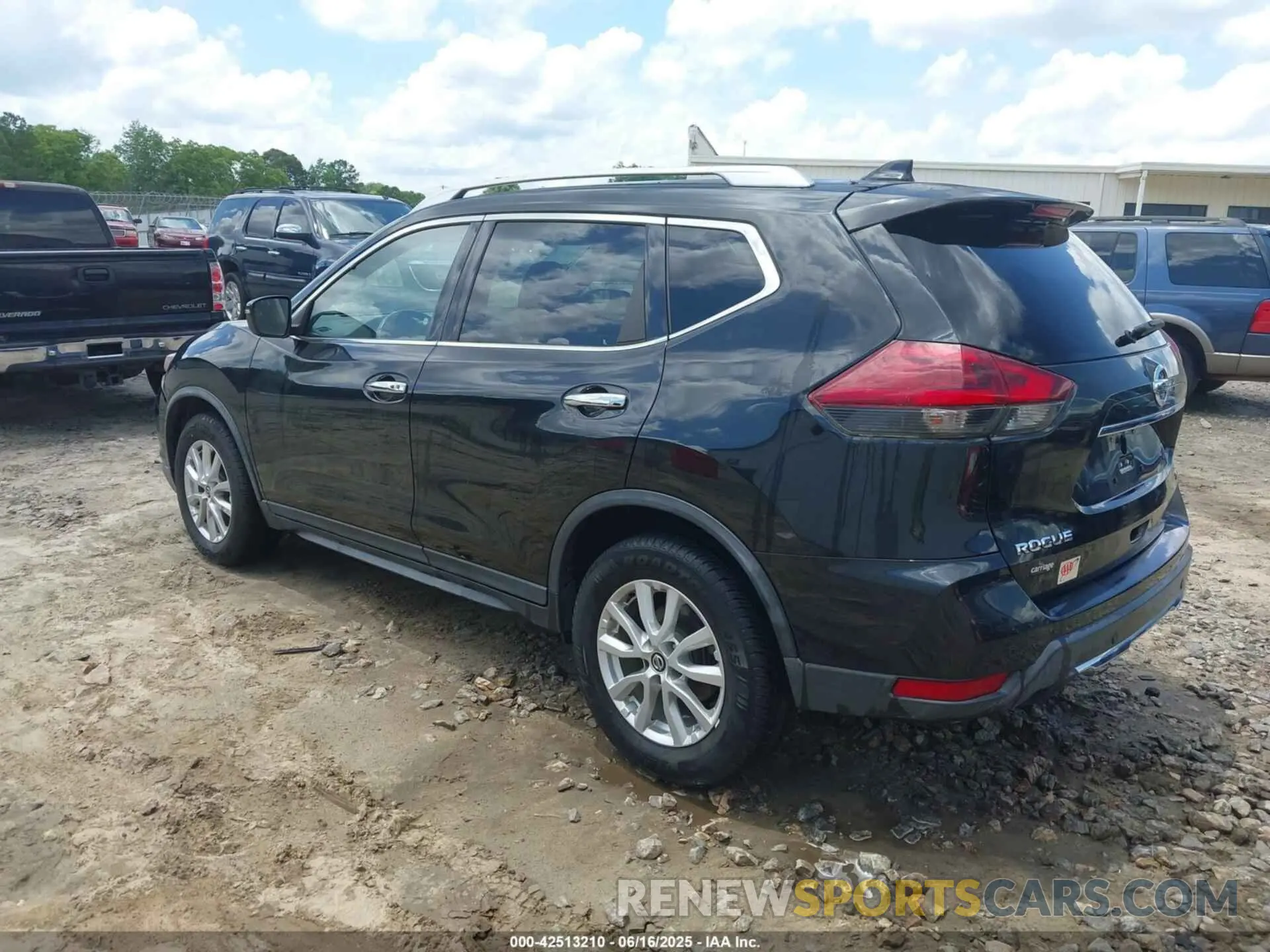 3 Photograph of a damaged car KNMAT2MV8KP525587 NISSAN ROGUE 2019