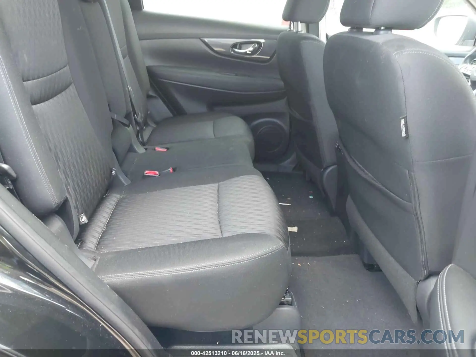 8 Photograph of a damaged car KNMAT2MV8KP525587 NISSAN ROGUE 2019