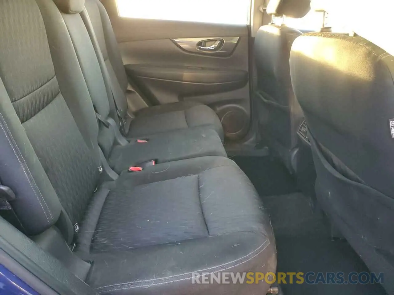 11 Photograph of a damaged car KNMAT2MV8KP525833 NISSAN ROGUE 2019