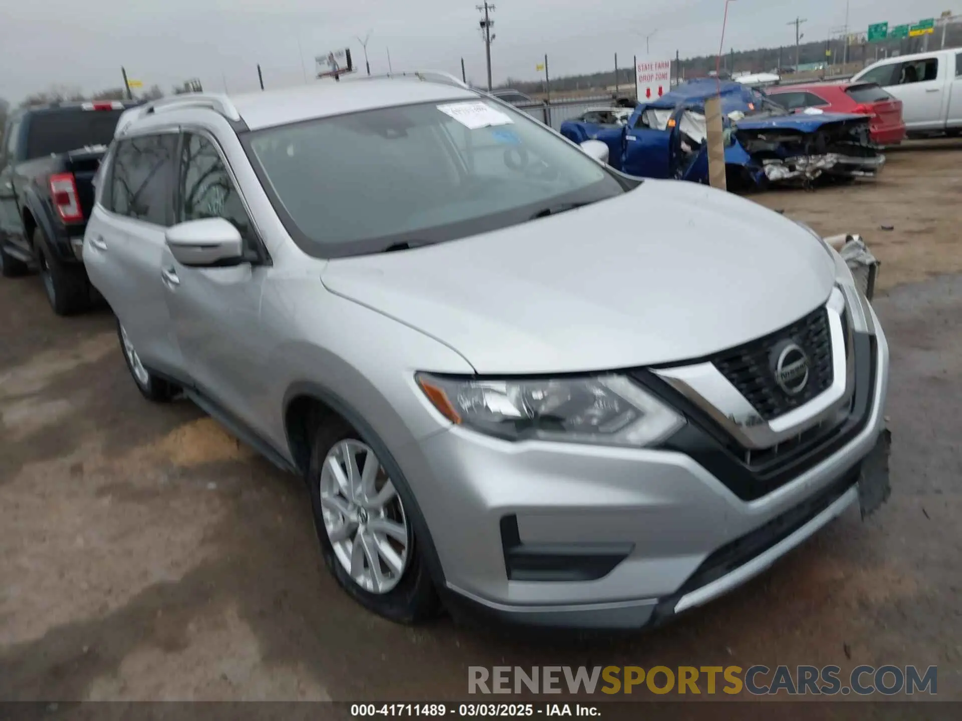 1 Photograph of a damaged car KNMAT2MV8KP541384 NISSAN ROGUE 2019