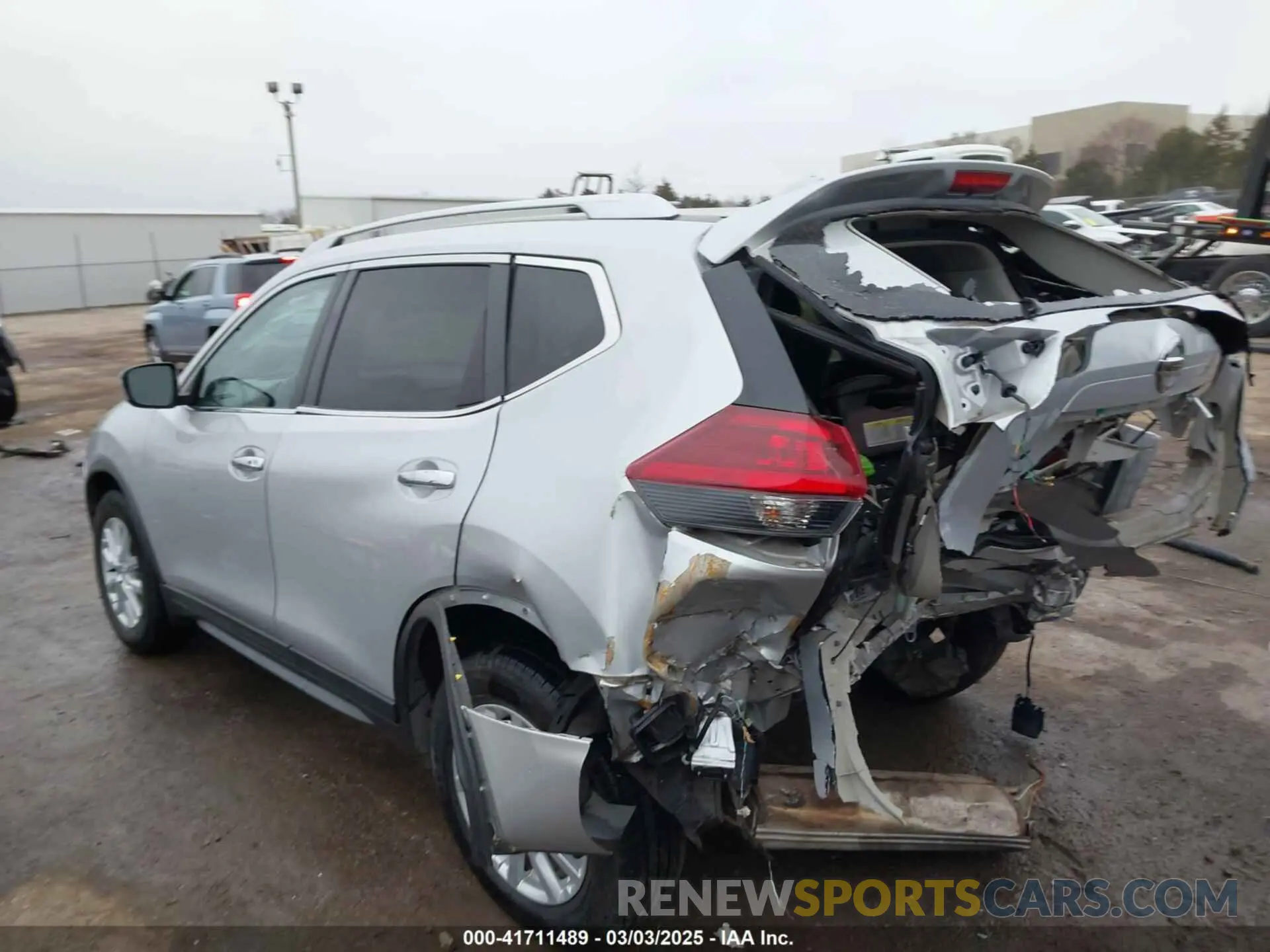 3 Photograph of a damaged car KNMAT2MV8KP541384 NISSAN ROGUE 2019