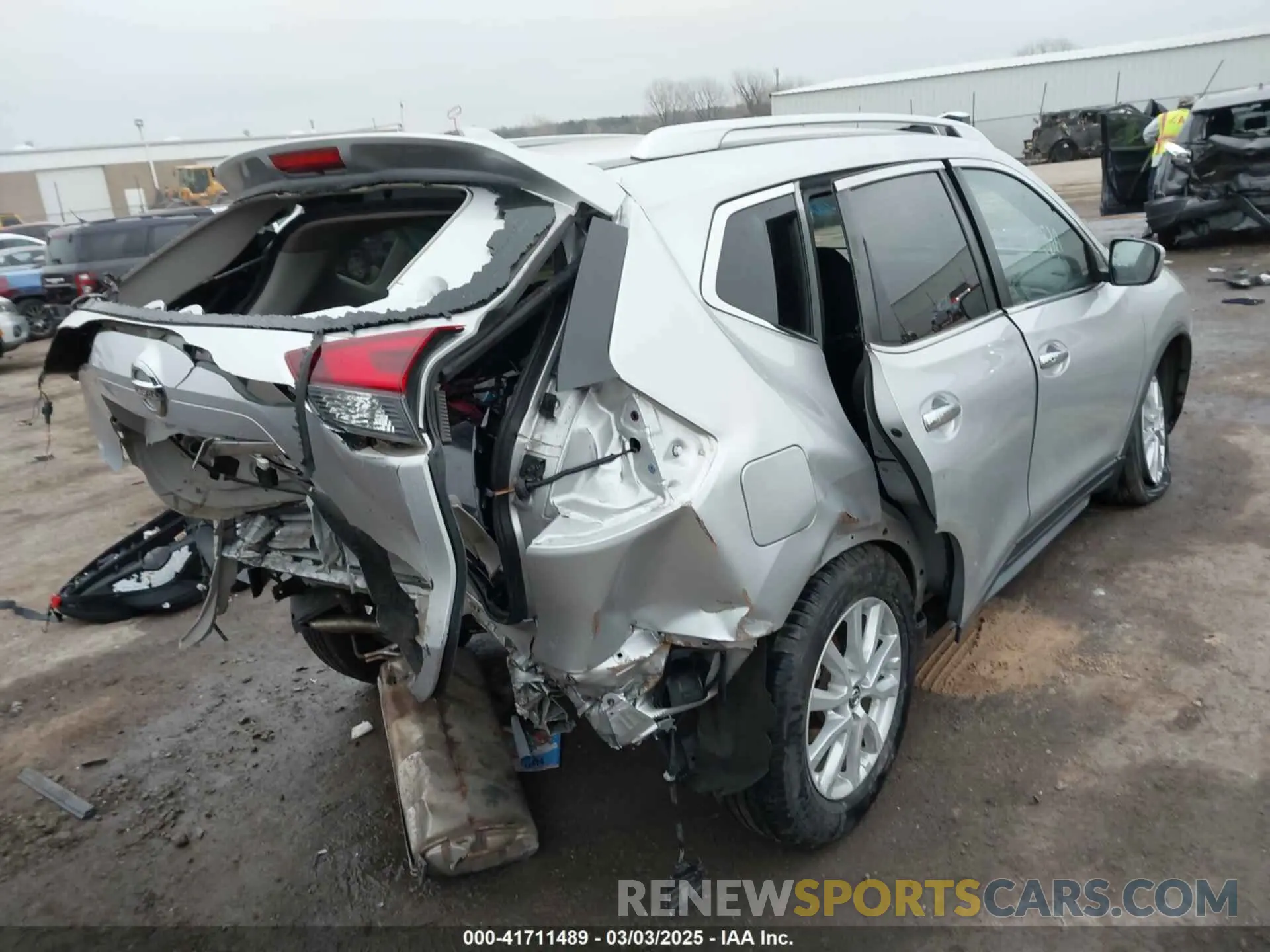 4 Photograph of a damaged car KNMAT2MV8KP541384 NISSAN ROGUE 2019