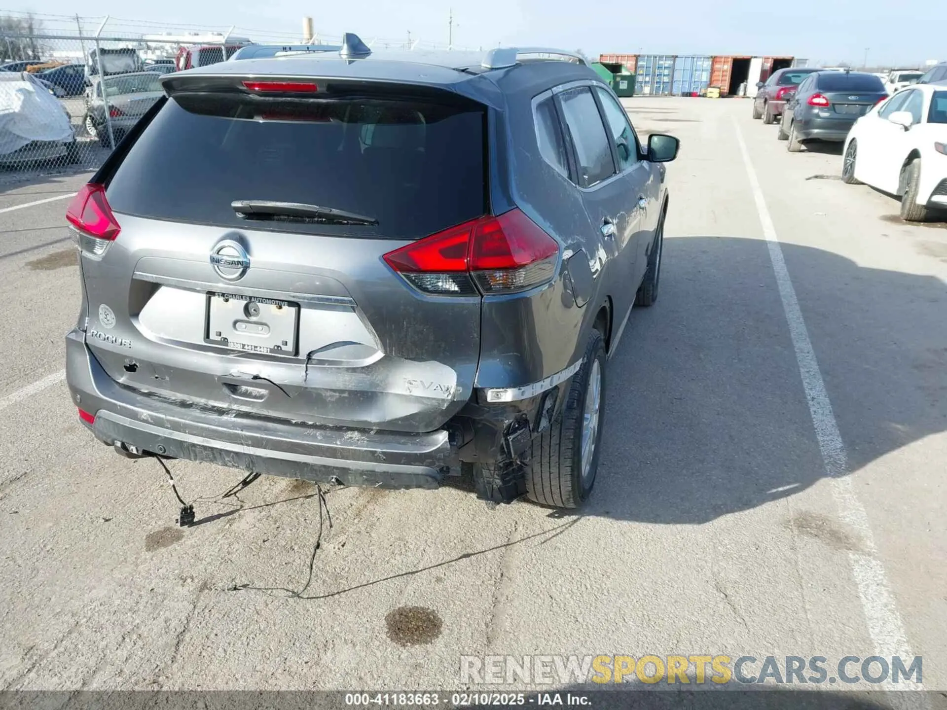 4 Photograph of a damaged car KNMAT2MV8KP560114 NISSAN ROGUE 2019
