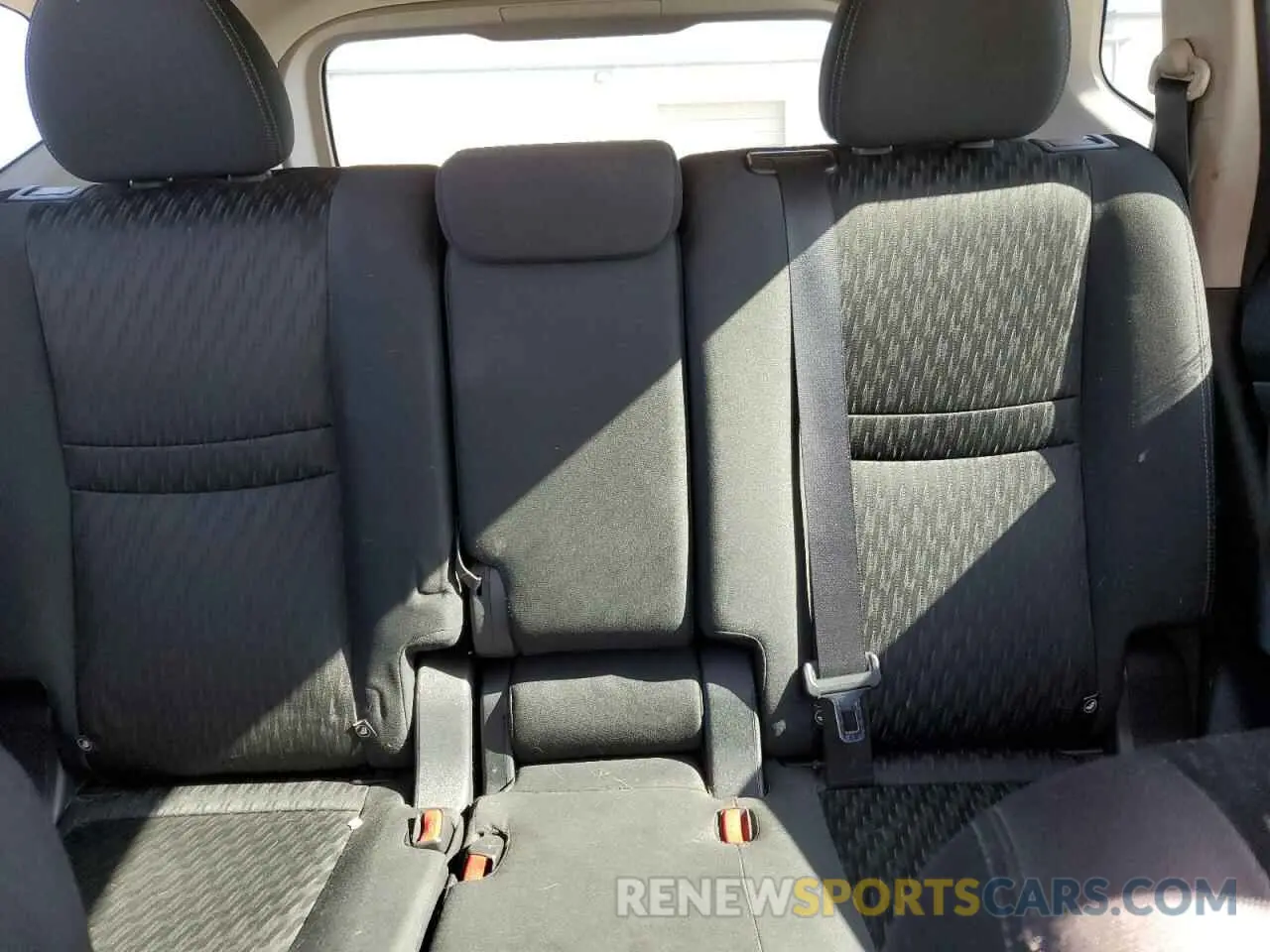 10 Photograph of a damaged car KNMAT2MV8KP560713 NISSAN ROGUE 2019