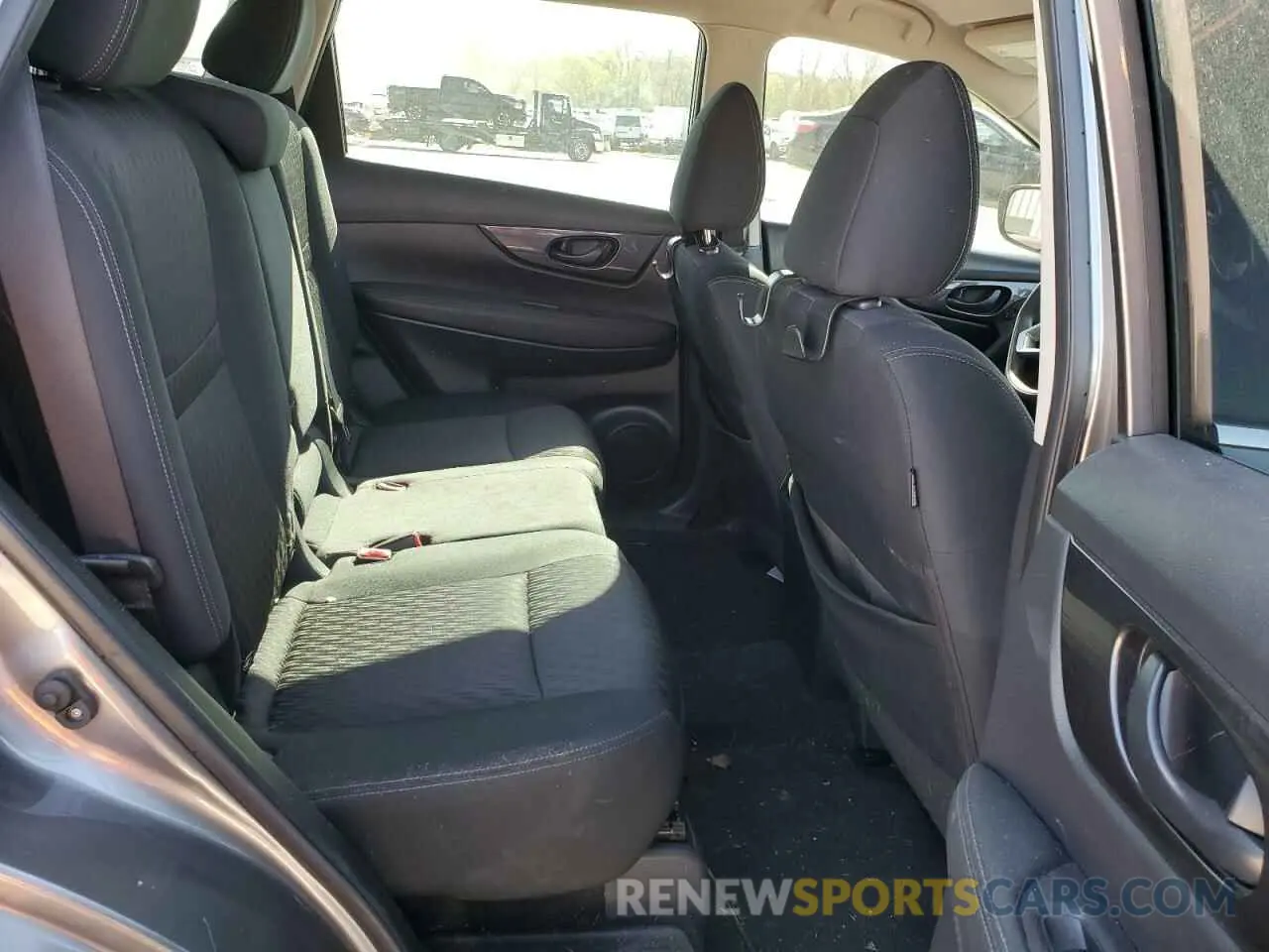 11 Photograph of a damaged car KNMAT2MV8KP560713 NISSAN ROGUE 2019