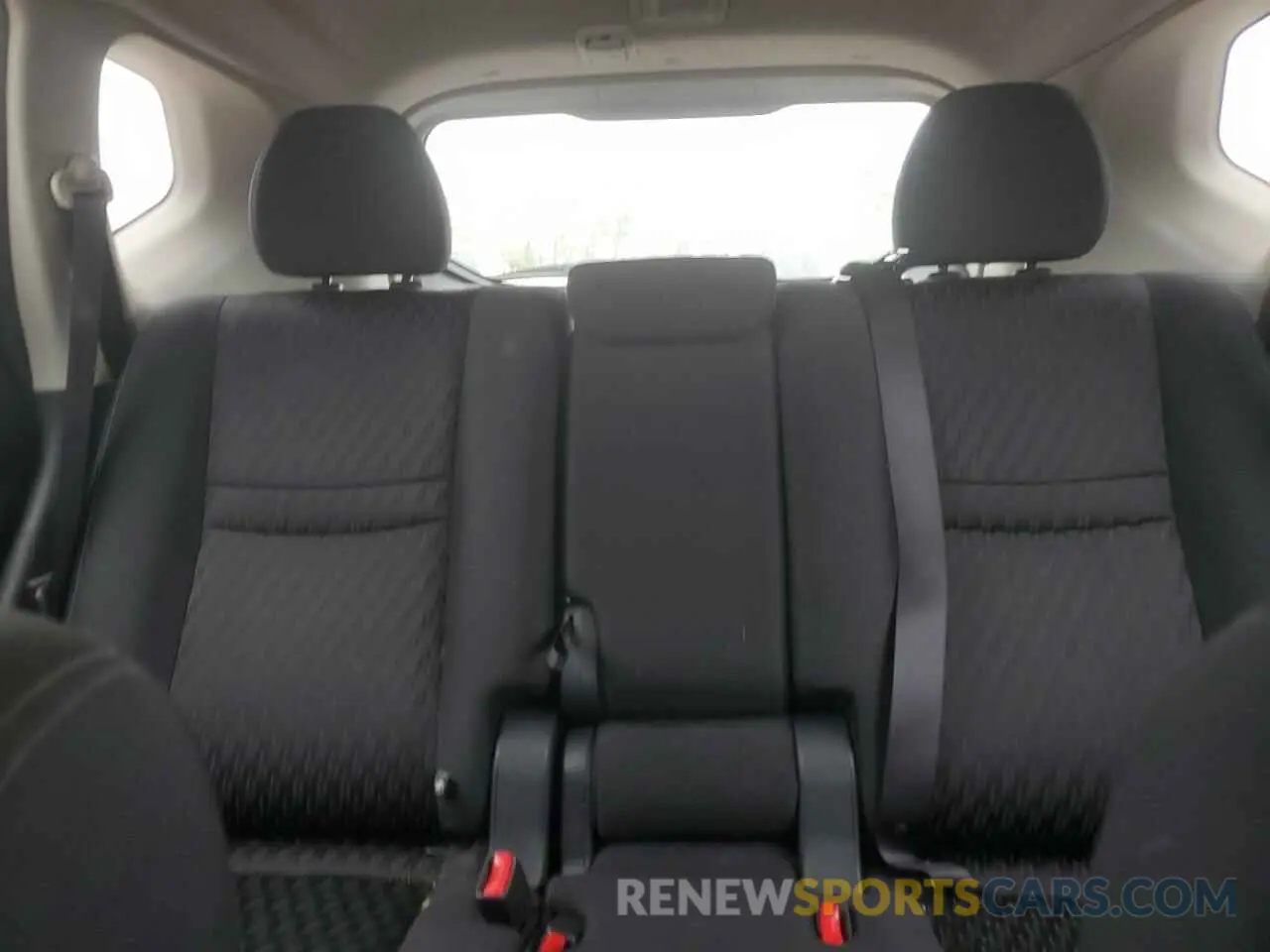 10 Photograph of a damaged car KNMAT2MV8KP560842 NISSAN ROGUE 2019