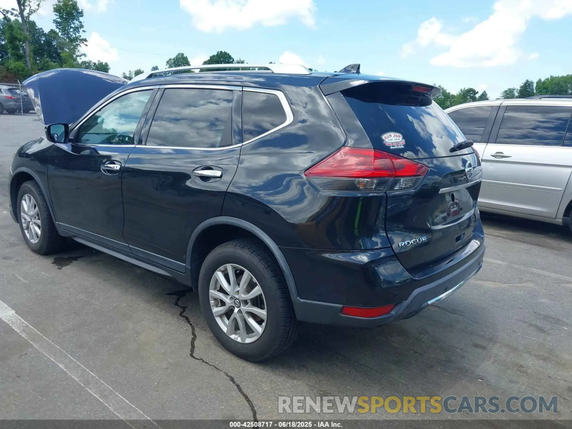 3 Photograph of a damaged car KNMAT2MV9KP508538 NISSAN ROGUE 2019