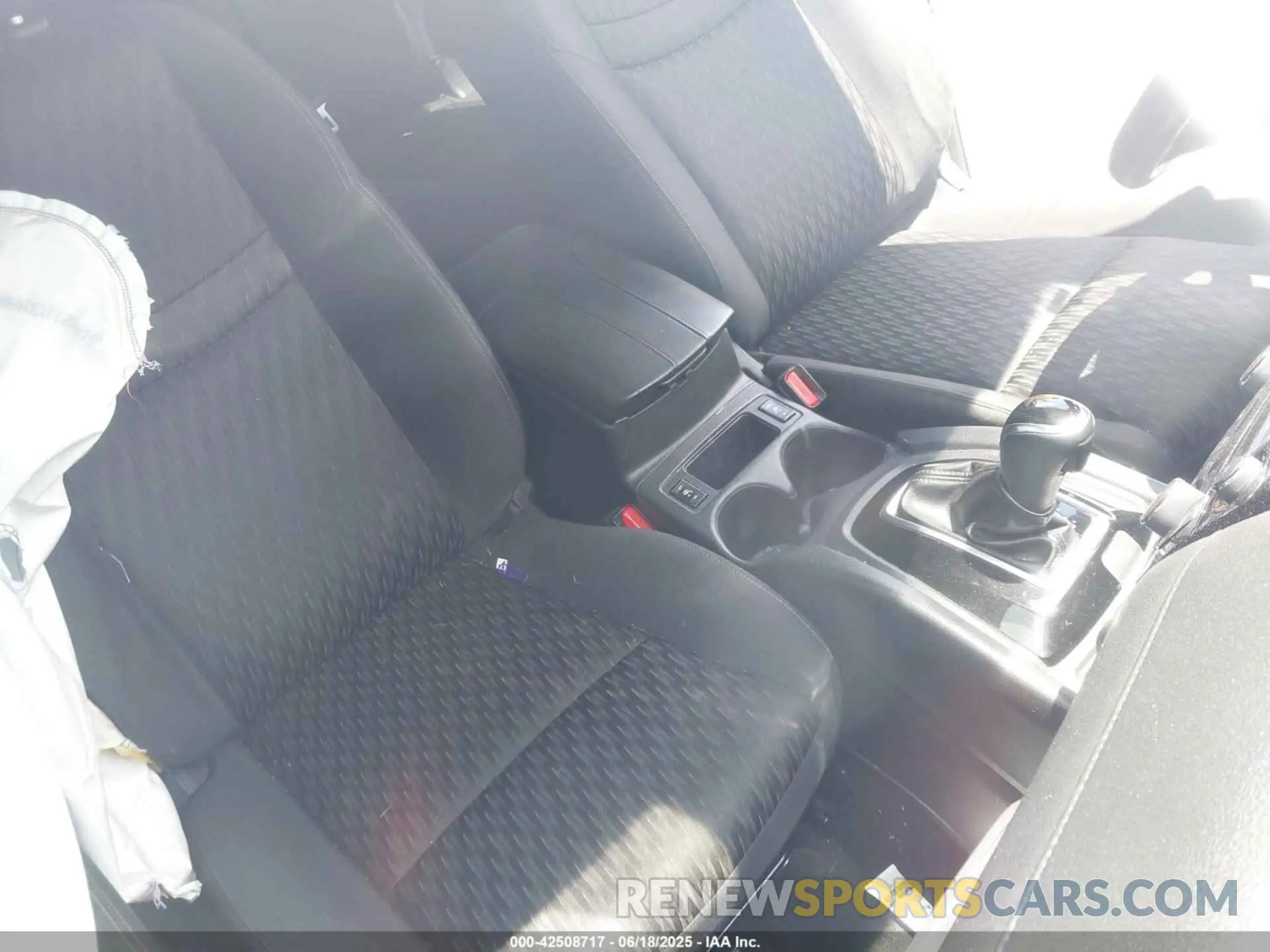 5 Photograph of a damaged car KNMAT2MV9KP508538 NISSAN ROGUE 2019