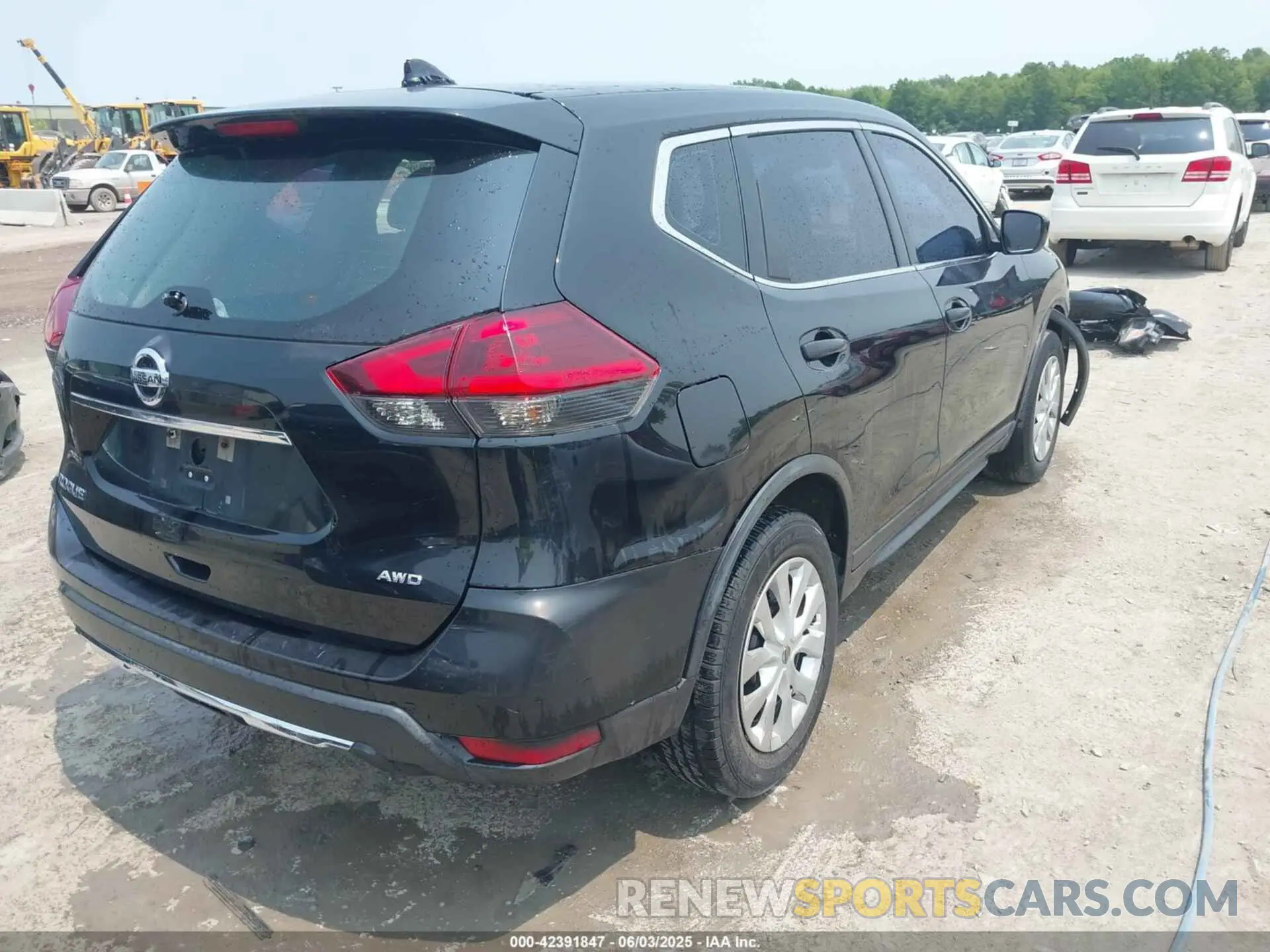 4 Photograph of a damaged car KNMAT2MV9KP518860 NISSAN ROGUE 2019