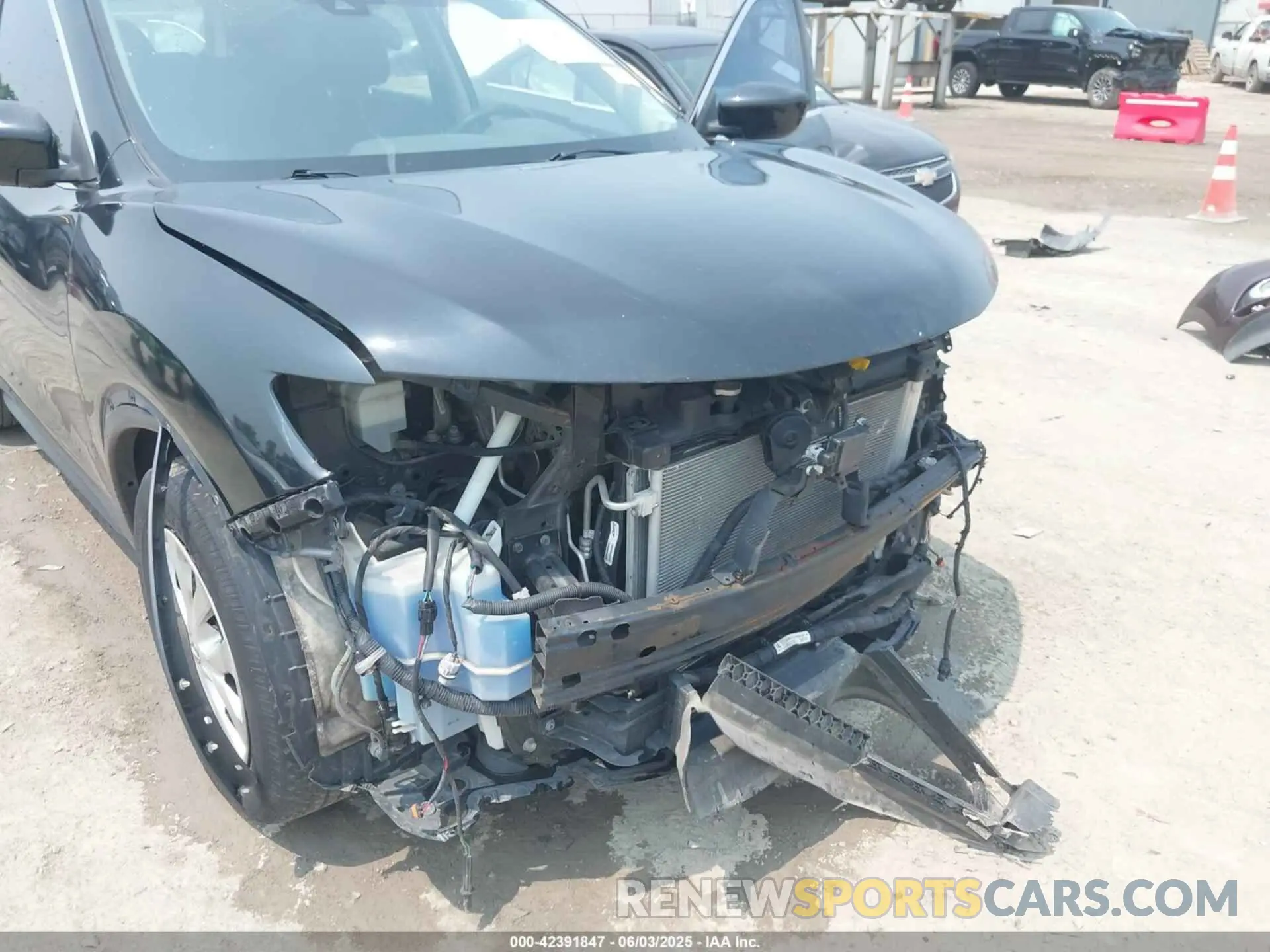 6 Photograph of a damaged car KNMAT2MV9KP518860 NISSAN ROGUE 2019