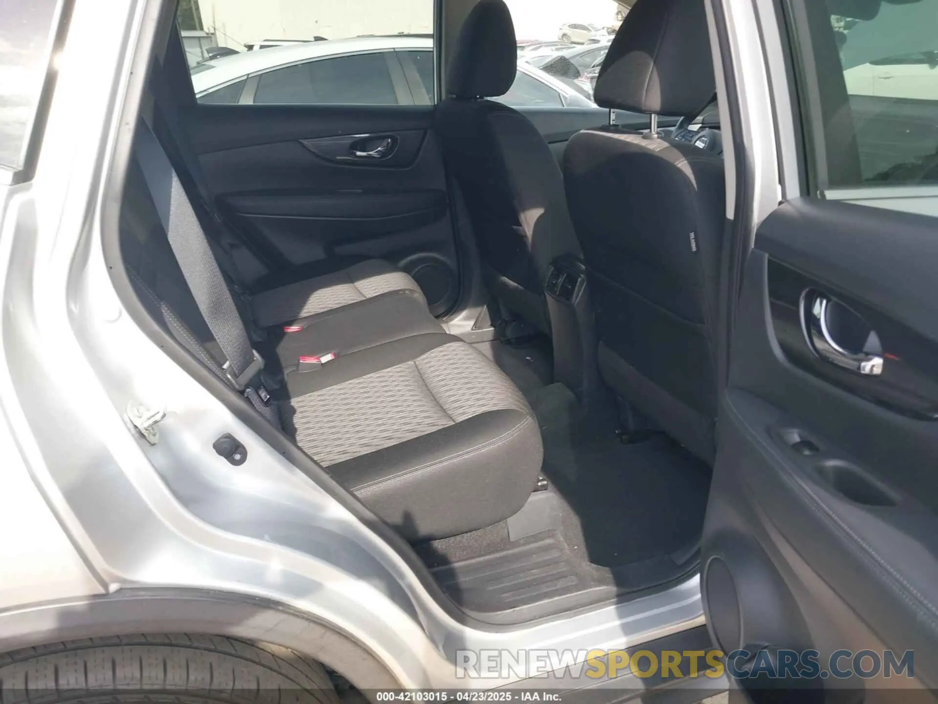 8 Photograph of a damaged car KNMAT2MV9KP524691 NISSAN ROGUE 2019