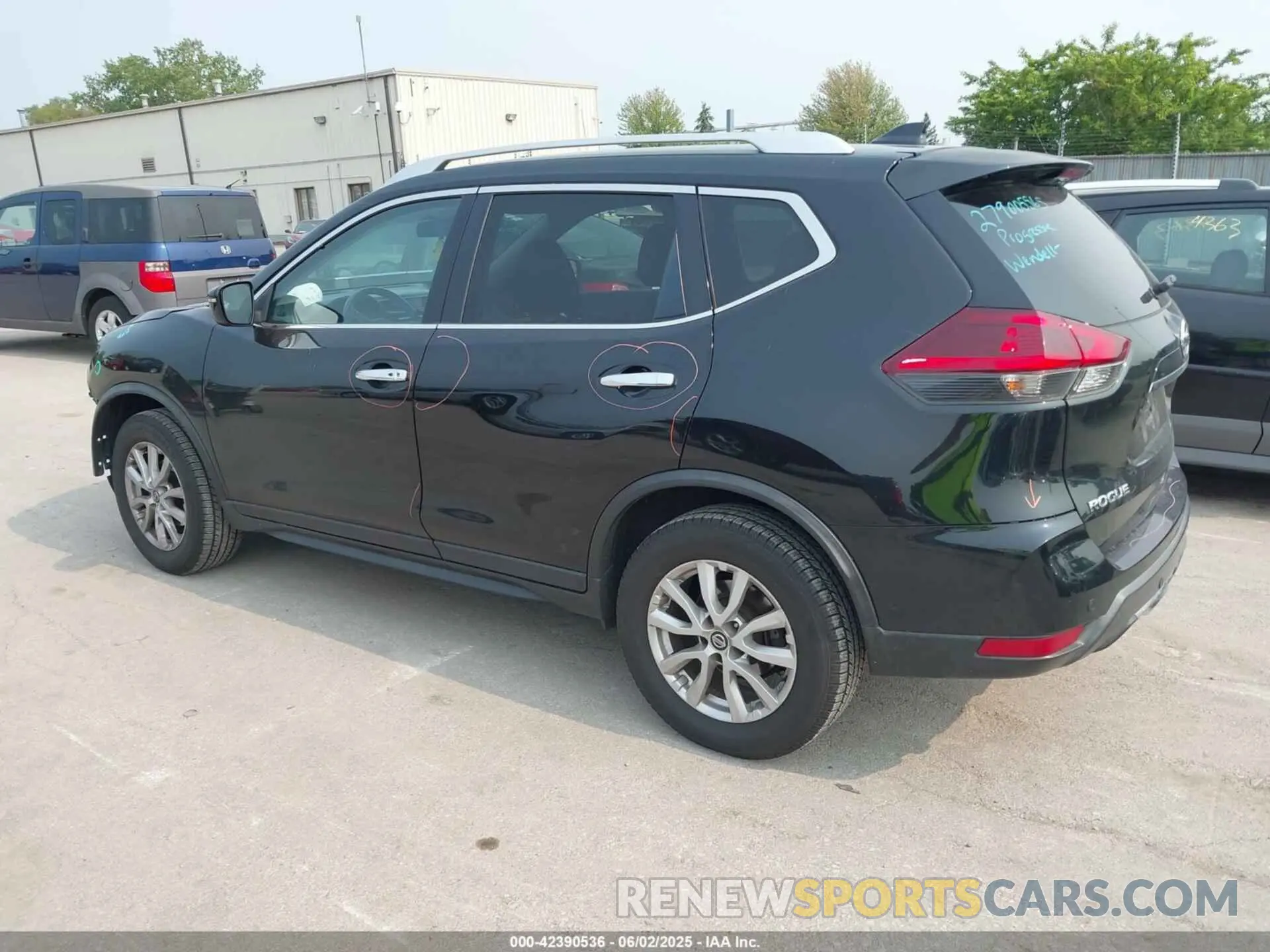 3 Photograph of a damaged car KNMAT2MV9KP531902 NISSAN ROGUE 2019