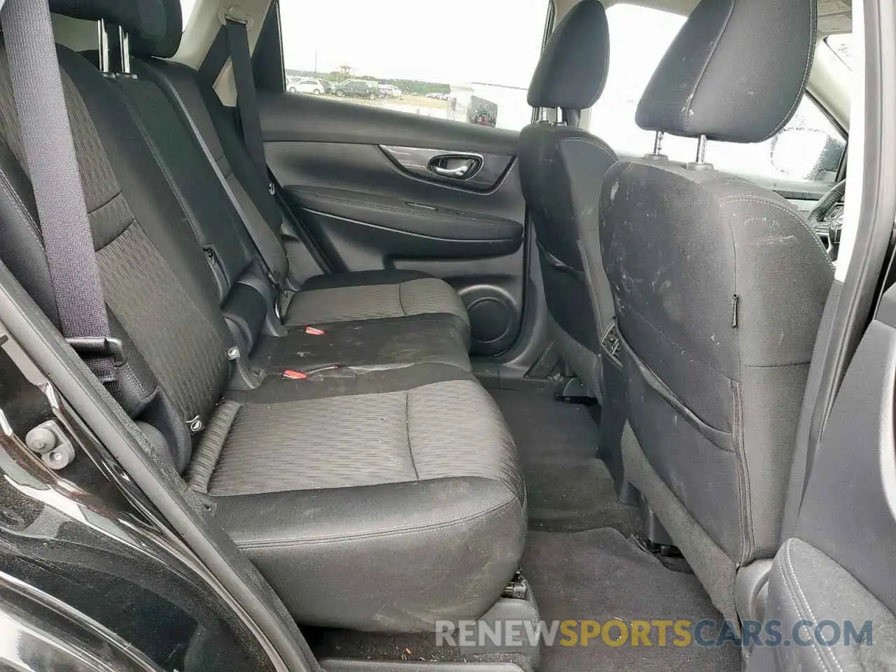 10 Photograph of a damaged car KNMAT2MV9KP548098 NISSAN ROGUE 2019