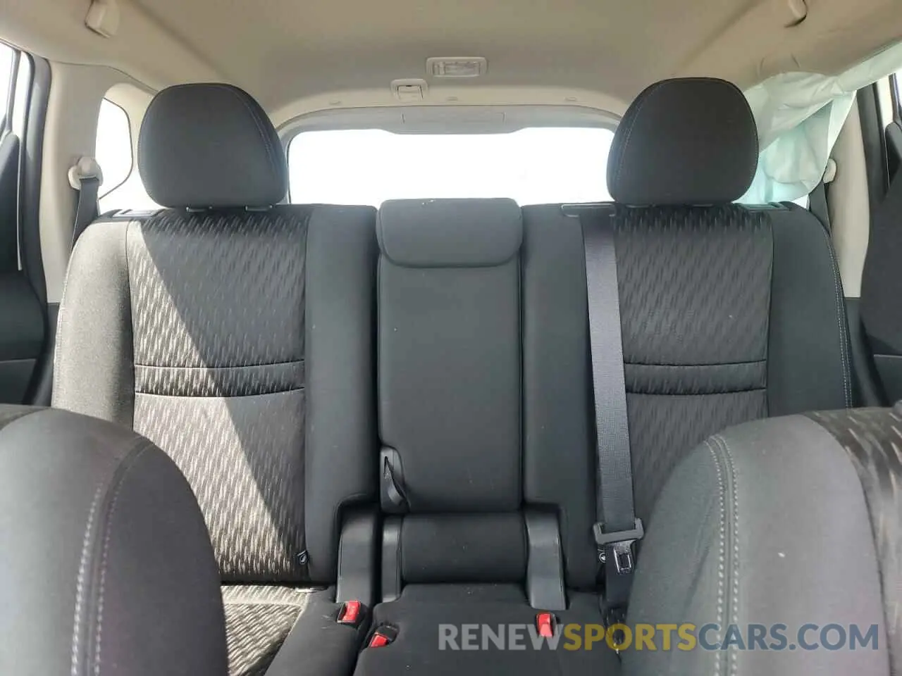 10 Photograph of a damaged car KNMAT2MV9KP549767 NISSAN ROGUE 2019
