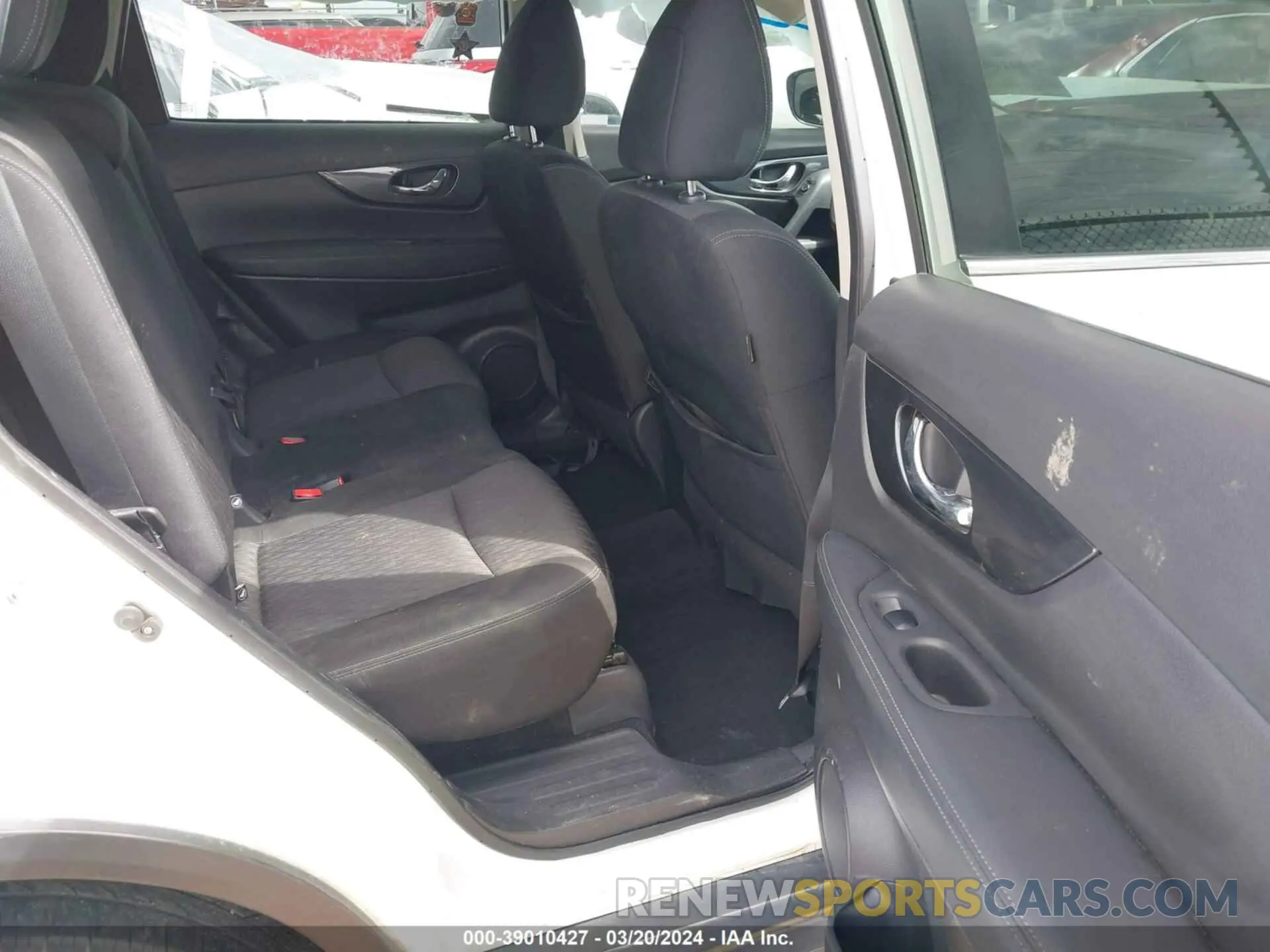 8 Photograph of a damaged car KNMAT2MV9KP550496 NISSAN ROGUE 2019