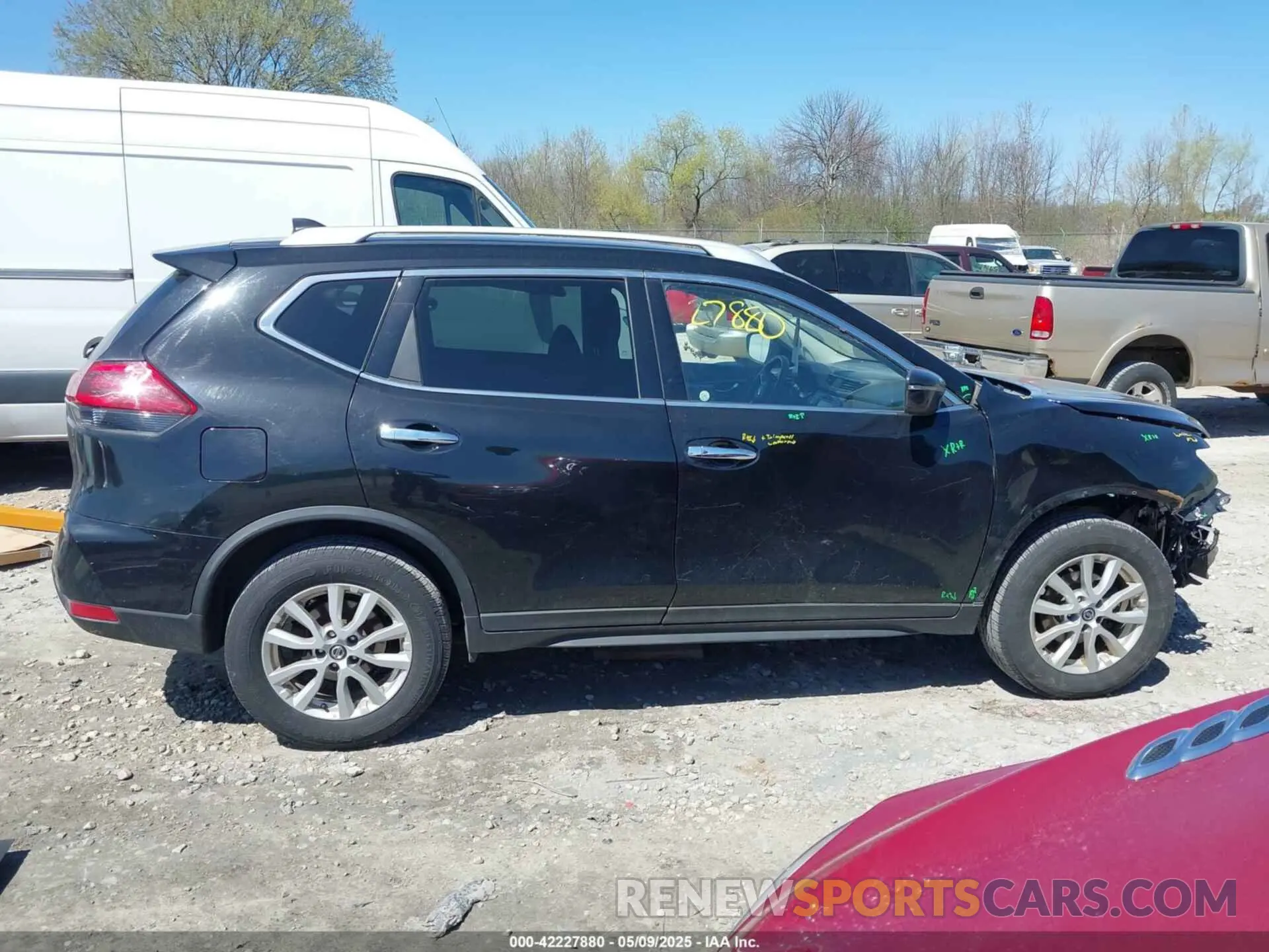 14 Photograph of a damaged car KNMAT2MV9KP556072 NISSAN ROGUE 2019