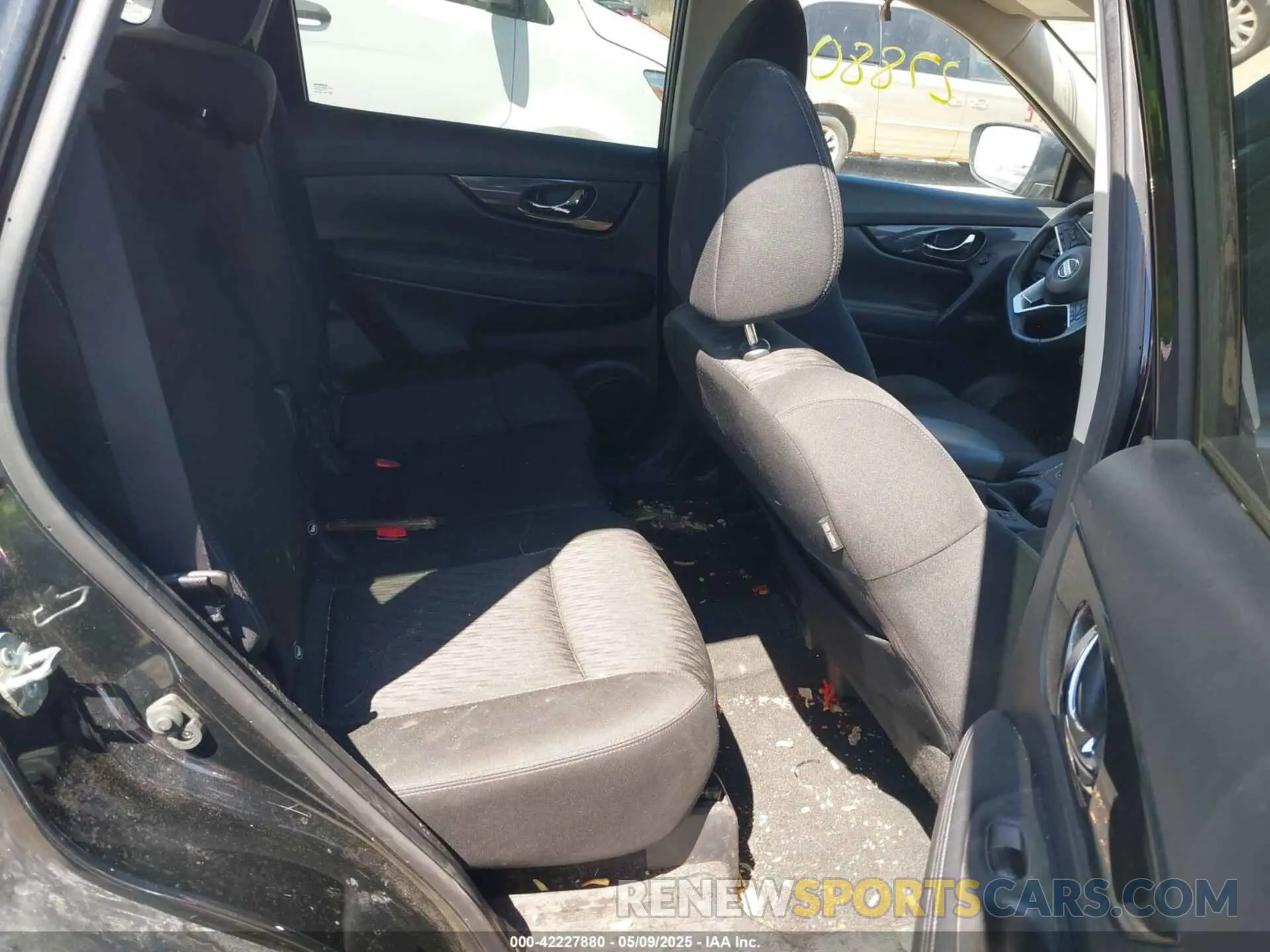 8 Photograph of a damaged car KNMAT2MV9KP556072 NISSAN ROGUE 2019