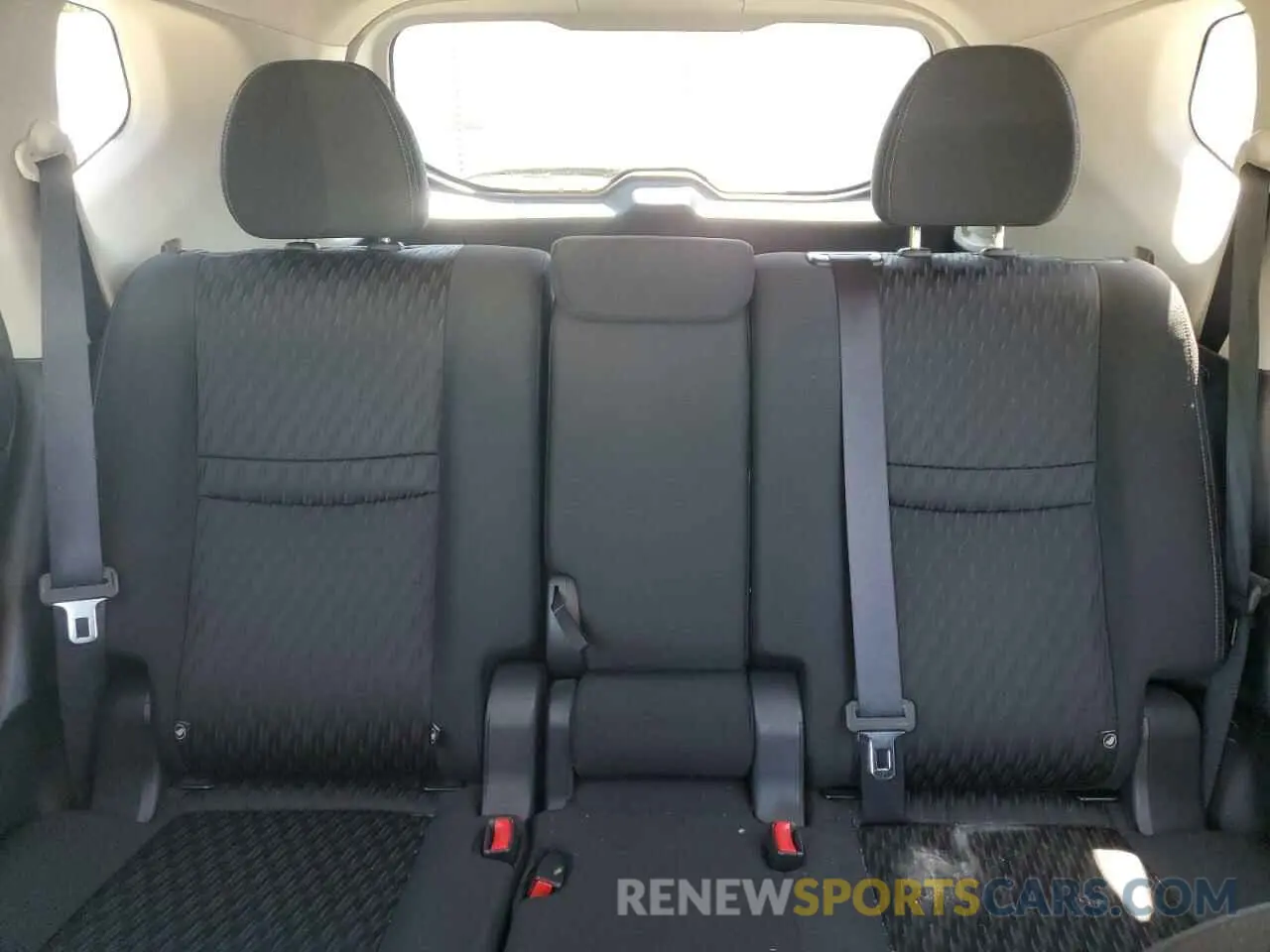 10 Photograph of a damaged car KNMAT2MV9KP556363 NISSAN ROGUE 2019