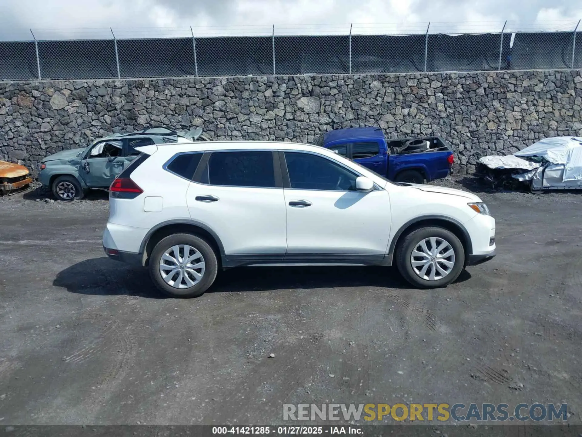 13 Photograph of a damaged car KNMAT2MVXKP518060 NISSAN ROGUE 2019