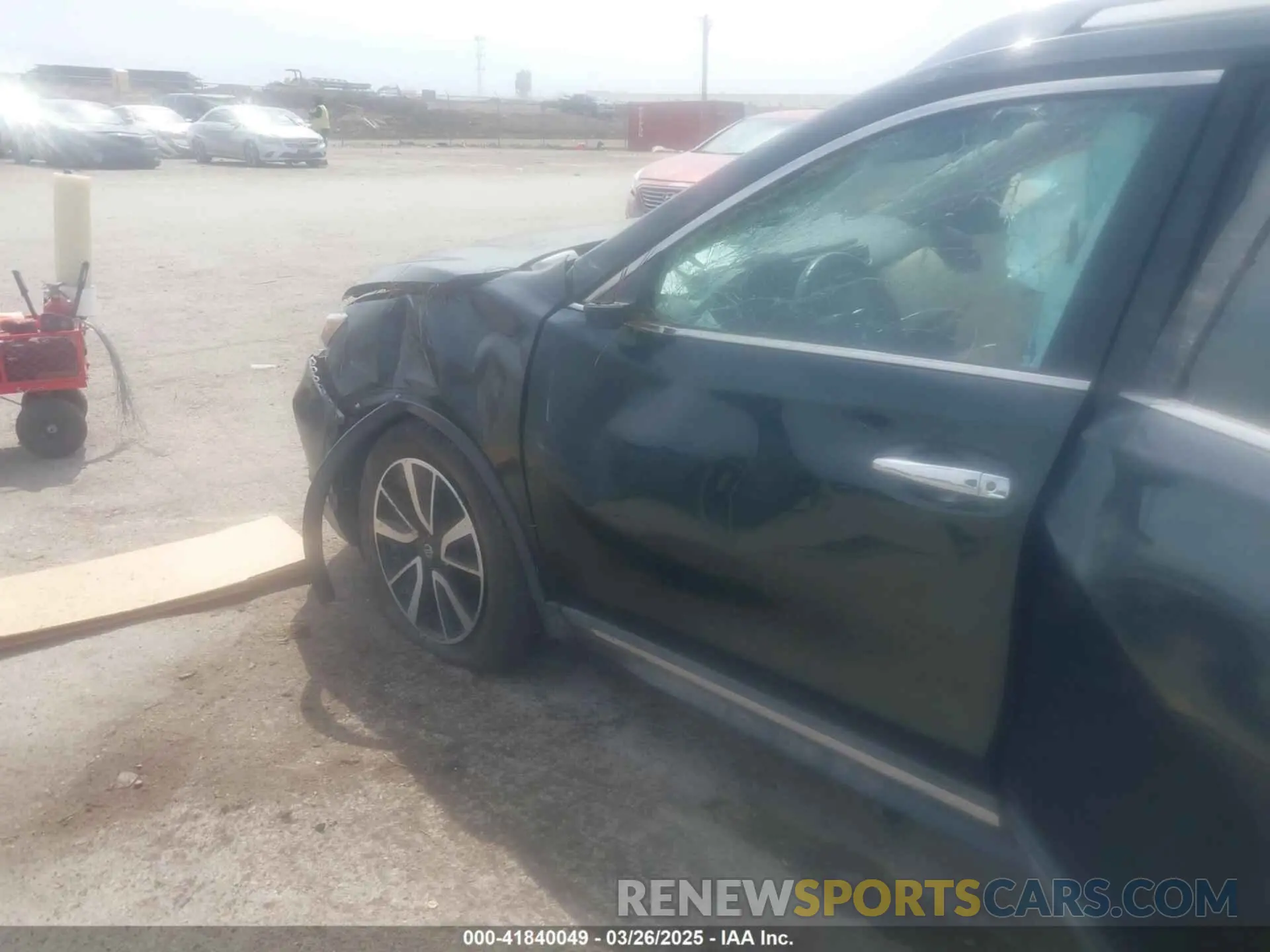 6 Photograph of a damaged car 5N1AT2MT0LC726869 NISSAN ROGUE 2020