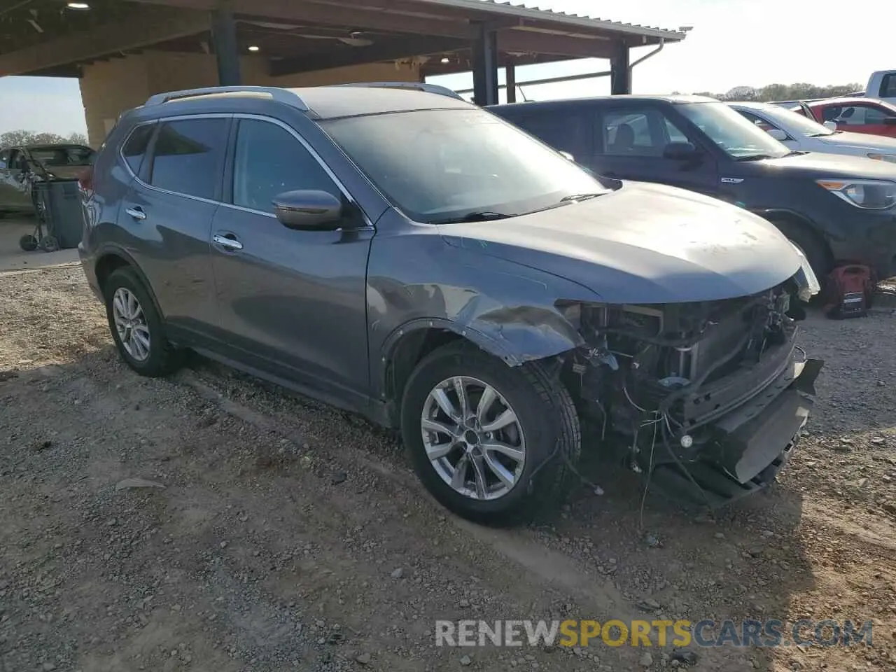 4 Photograph of a damaged car 5N1AT2MT0LC740450 NISSAN ROGUE 2020