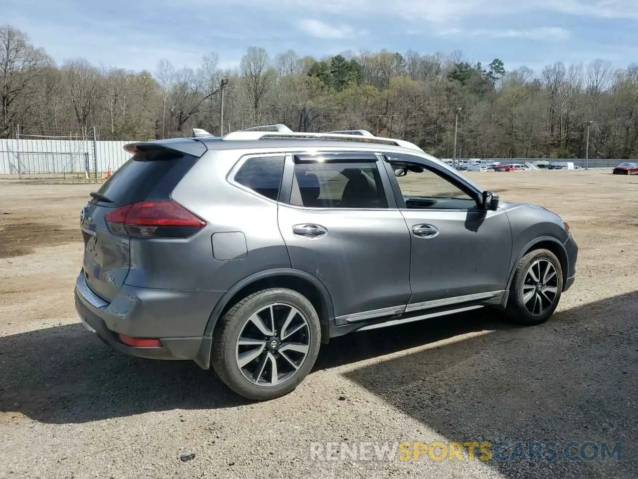 3 Photograph of a damaged car 5N1AT2MT0LC756583 NISSAN ROGUE 2020