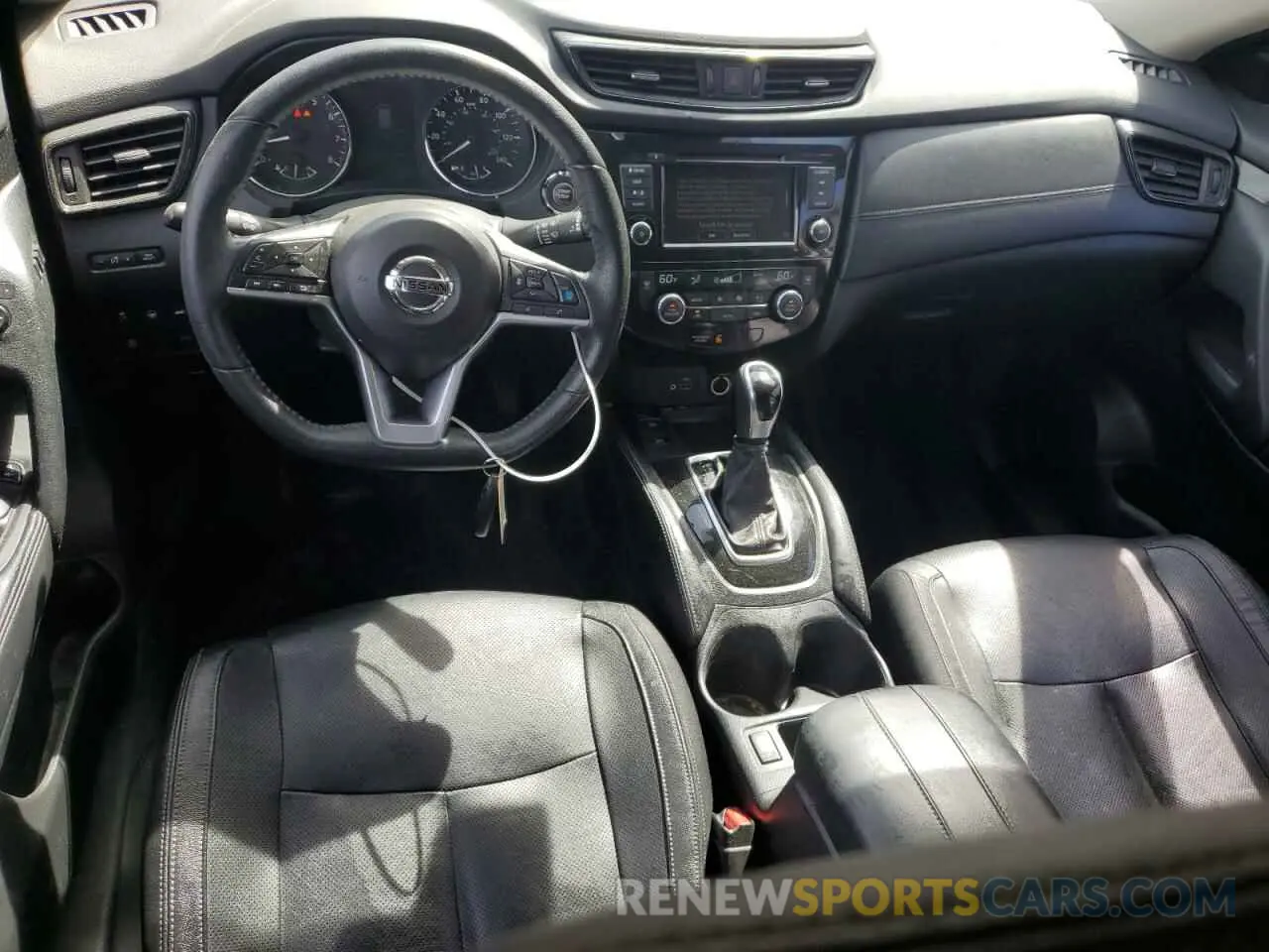 8 Photograph of a damaged car 5N1AT2MT0LC756583 NISSAN ROGUE 2020