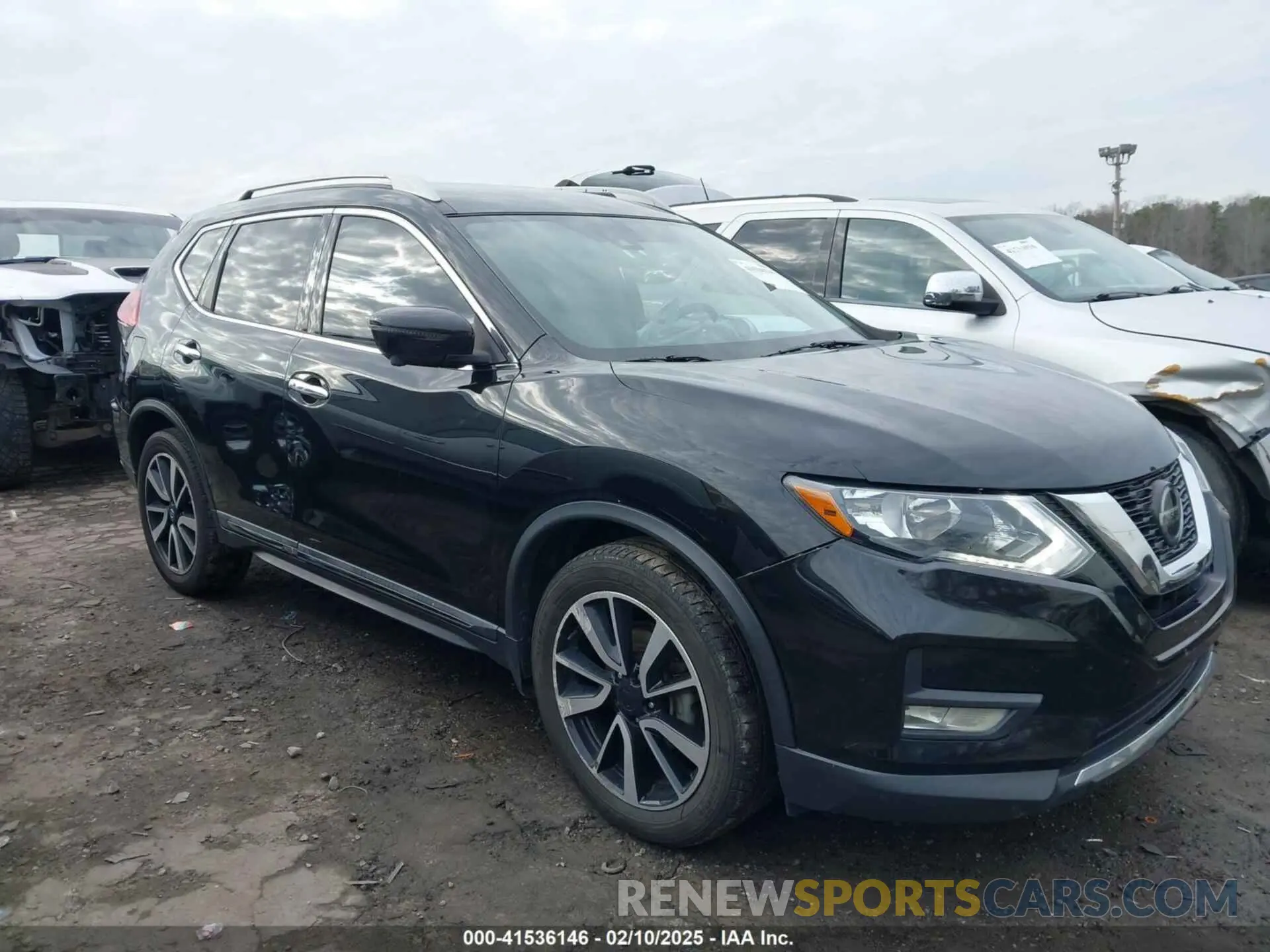 13 Photograph of a damaged car 5N1AT2MT0LC758690 NISSAN ROGUE 2020