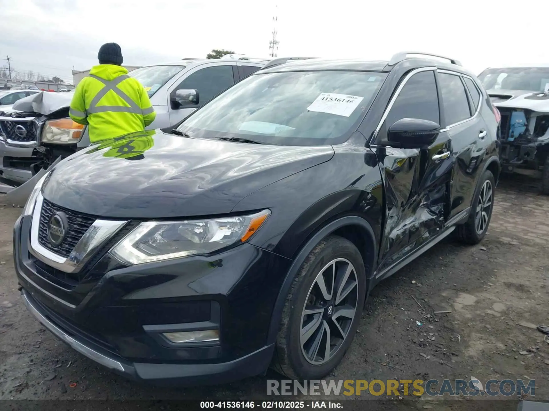 14 Photograph of a damaged car 5N1AT2MT0LC758690 NISSAN ROGUE 2020